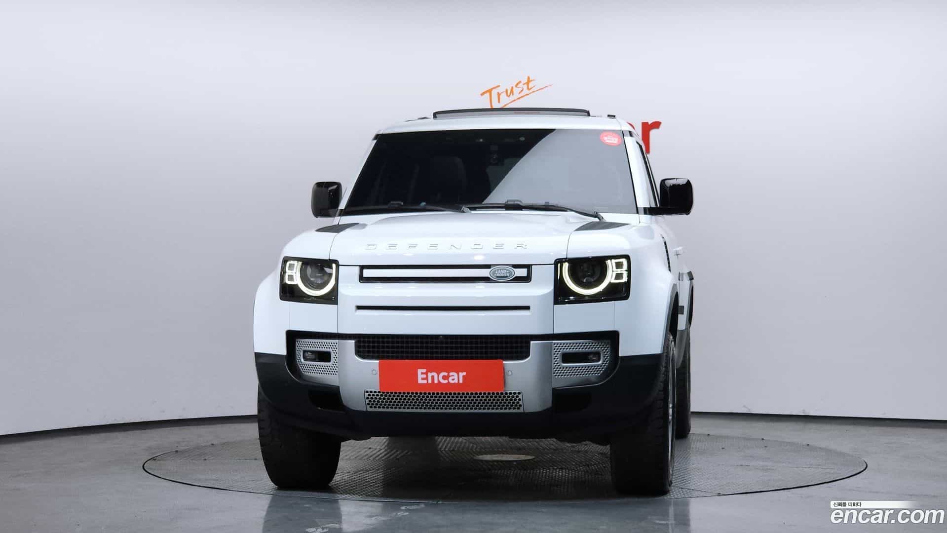 Defender Land Rover 2020.11-OUTER-003