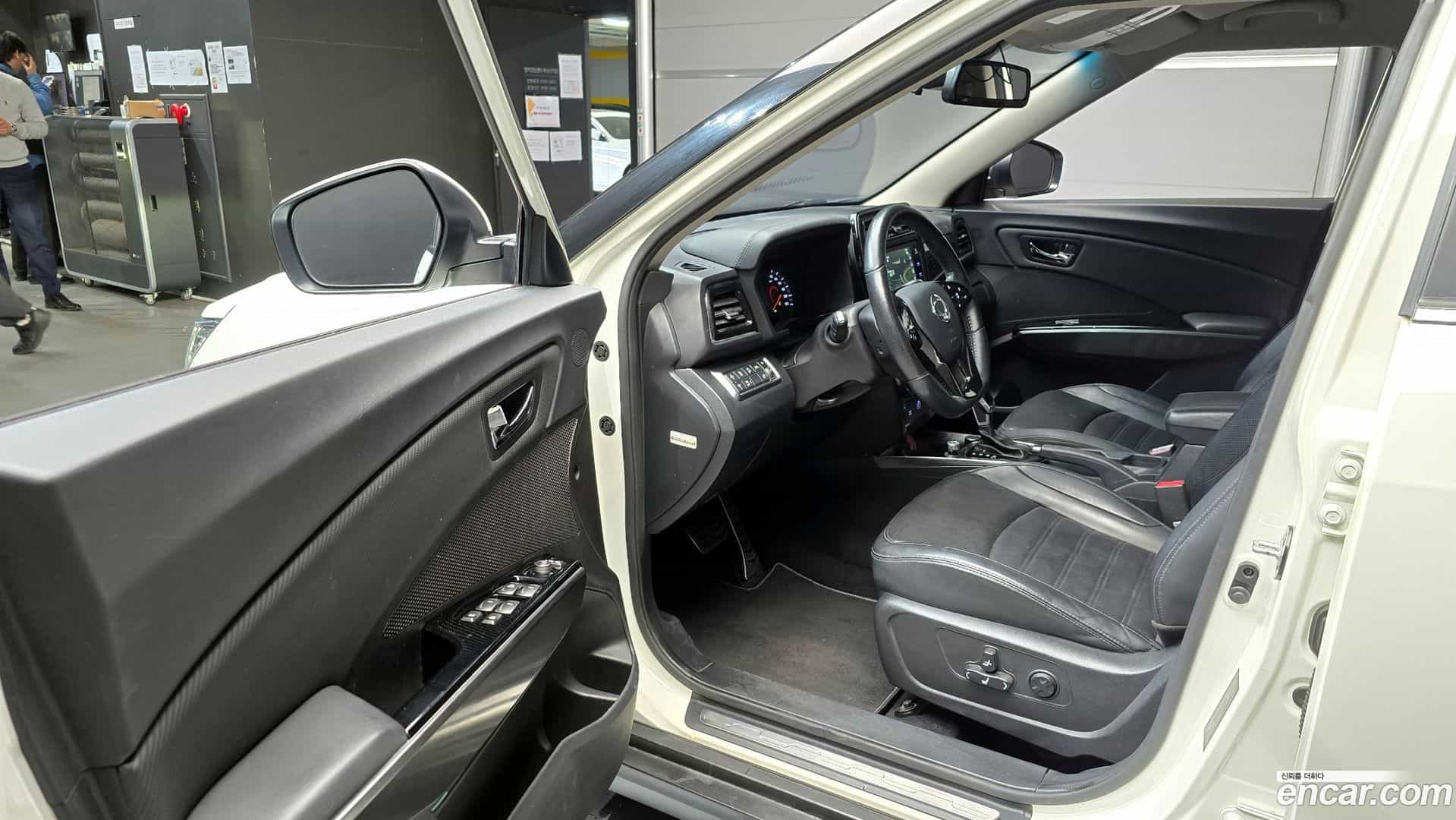 TIBOLI KG Mobility 2019.9-OPTION-015
