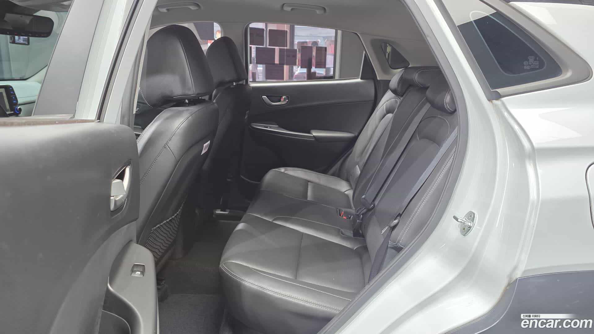 Kona Hyundai 2019.10-OPTION-016