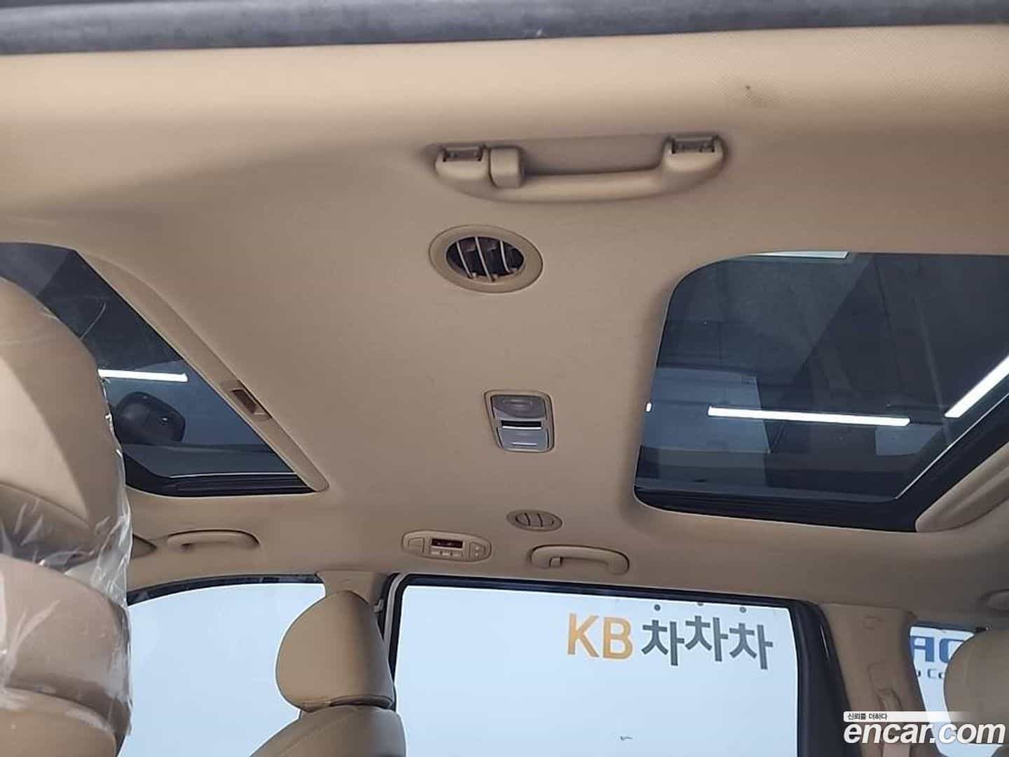 Canival Kia 2017.2-OPTION-018