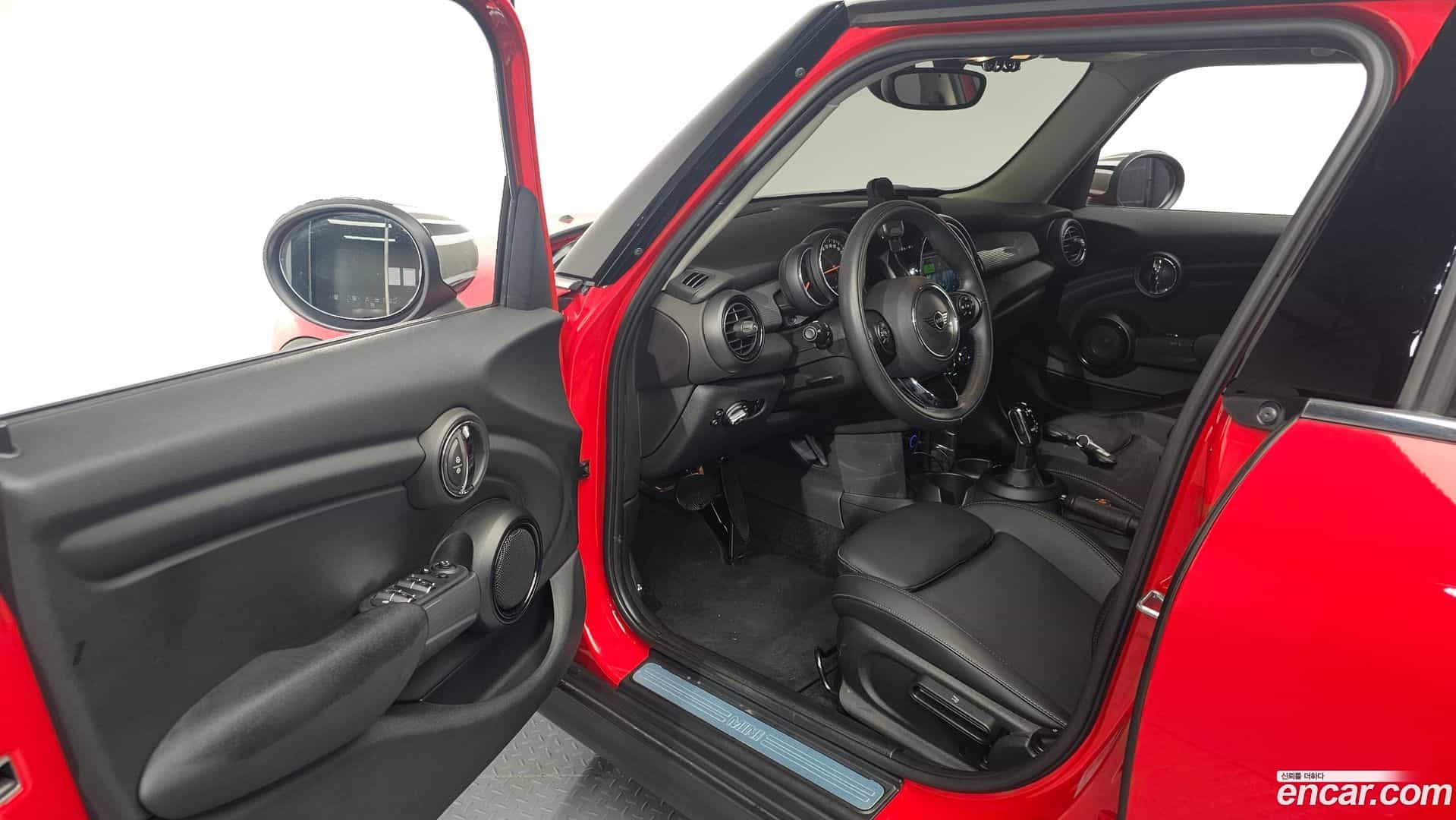 Cooper Mini 2020.4-INNER-010