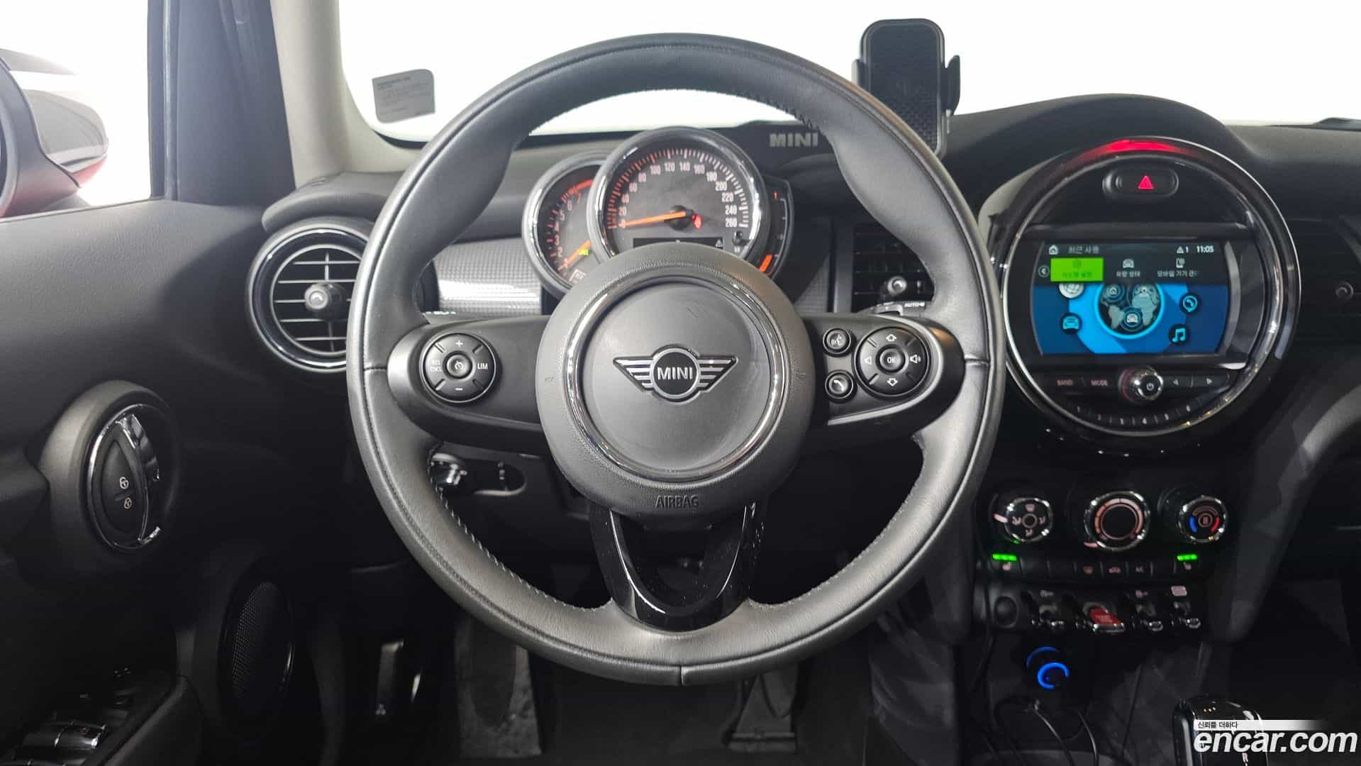 Cooper Mini 2020.4-OPTION-017