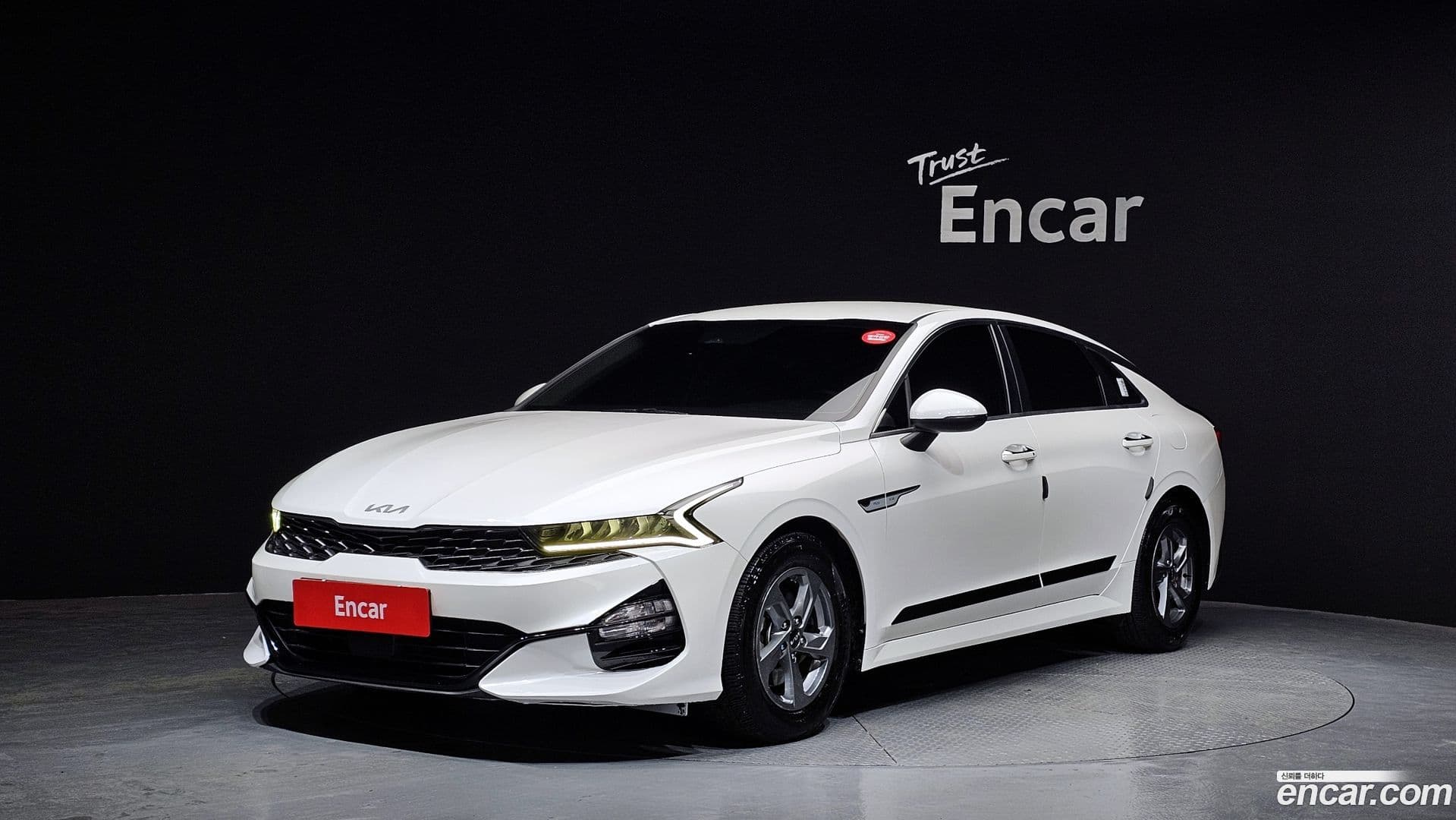 Main__Slider__Photo:K5 Kia 2021.9-0