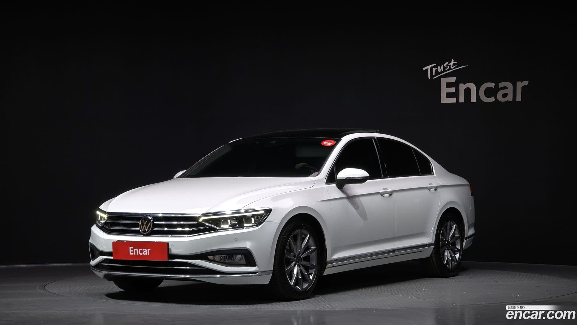 Main__Slider__Photo:Passat Volkswagen 2021.3-0