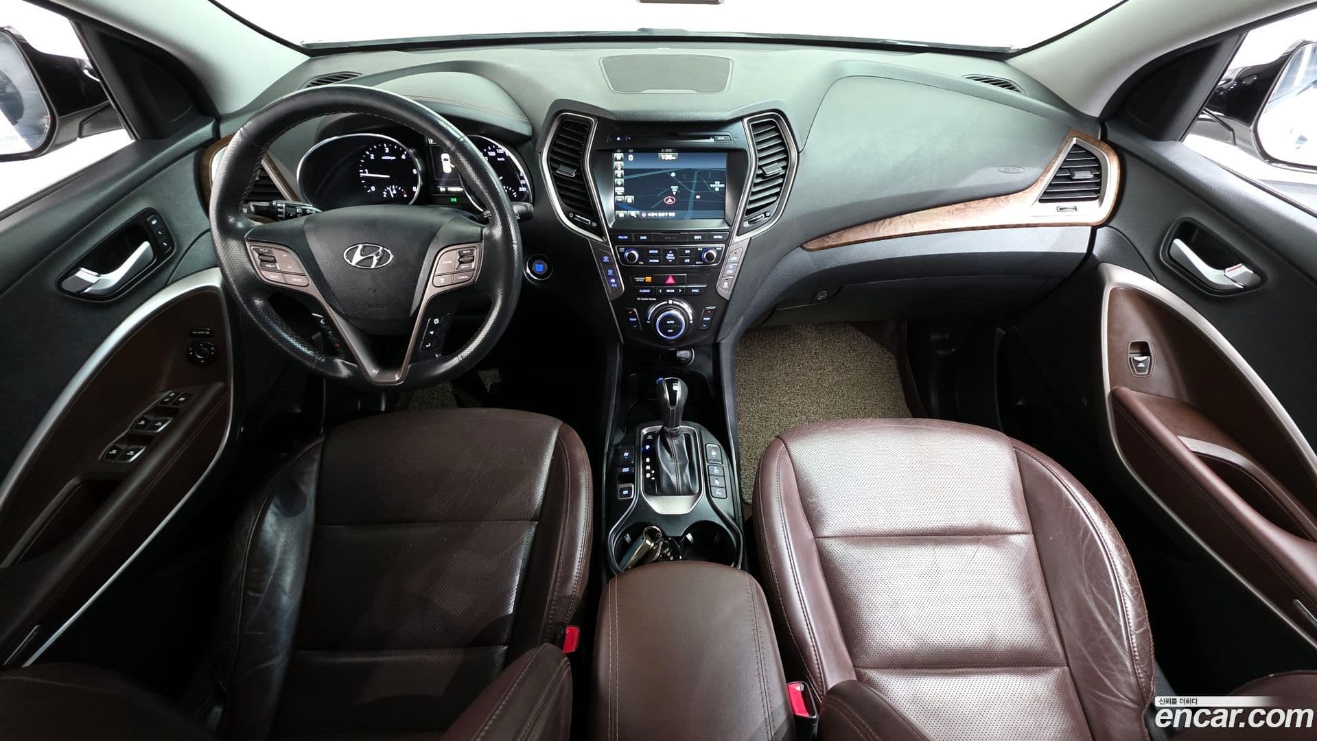 Main__Slider__Photo:Maxcruz Hyundai 2015.10-6