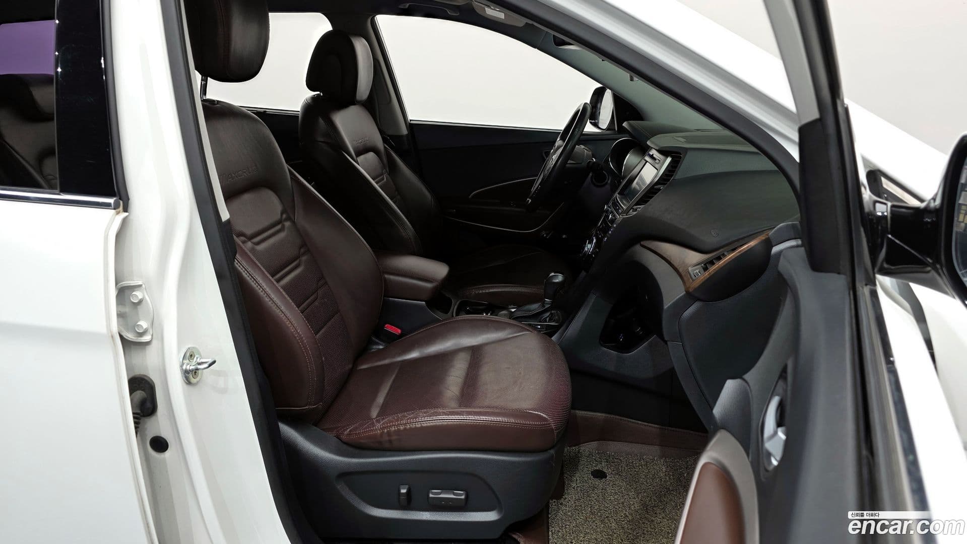 Main__Slider__Photo:Maxcruz Hyundai 2015.10-10