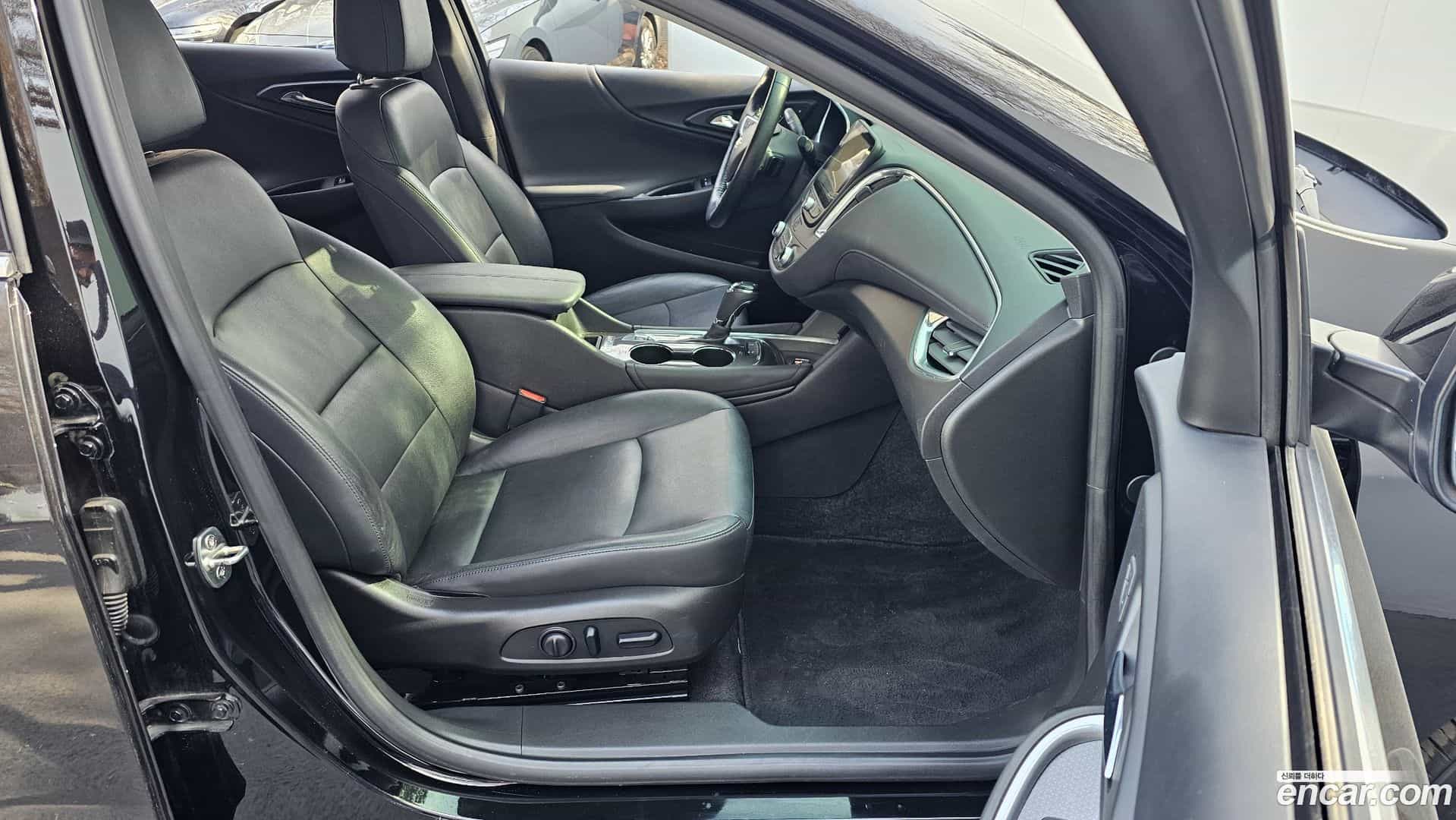 Malibu Chevrolet 2019.7-INNER-010