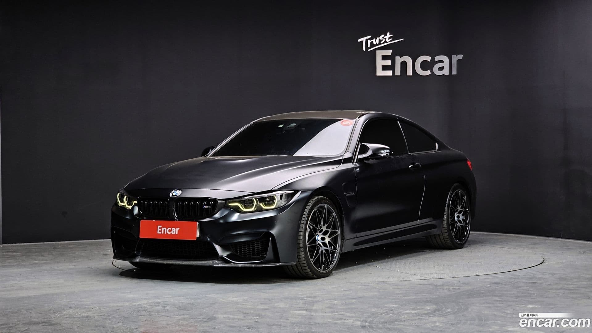 Main__Slider__Photo:M4 BMW 2018.4-0