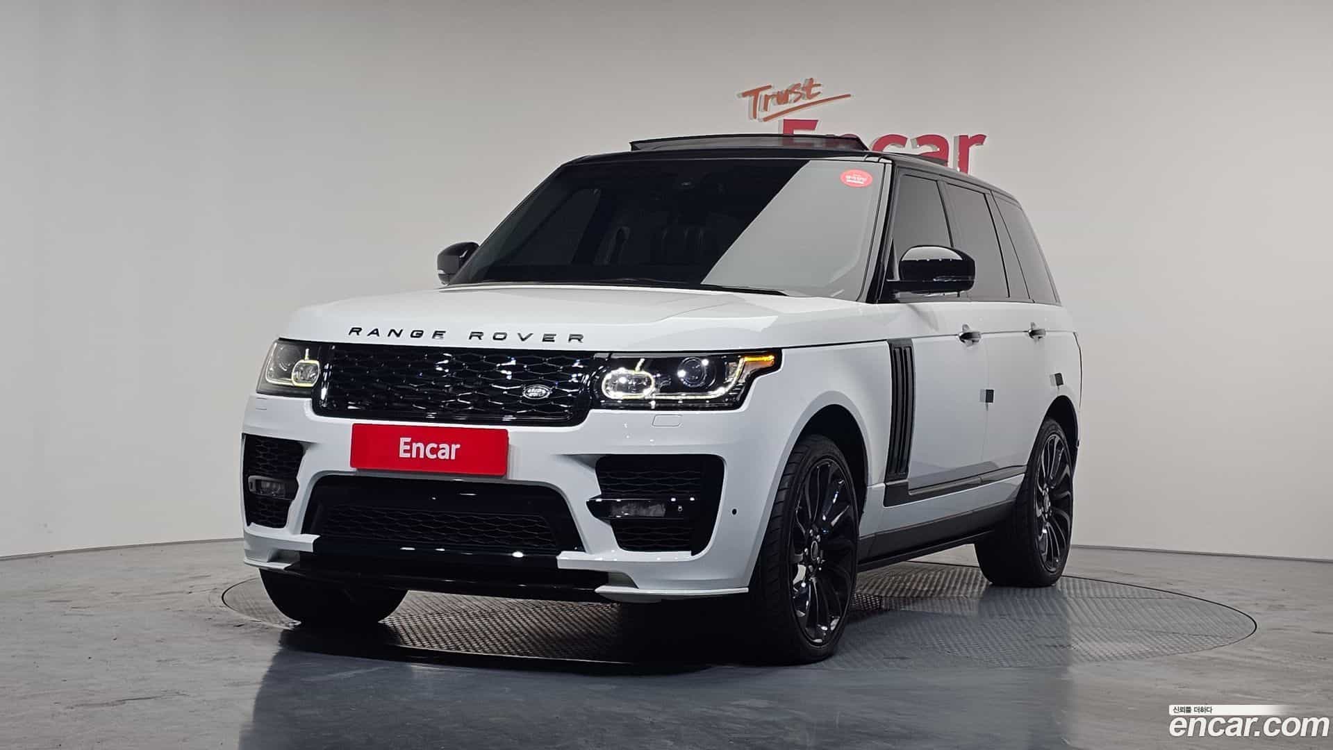 Range Rover Land Rover 2013.4-OUTER-001