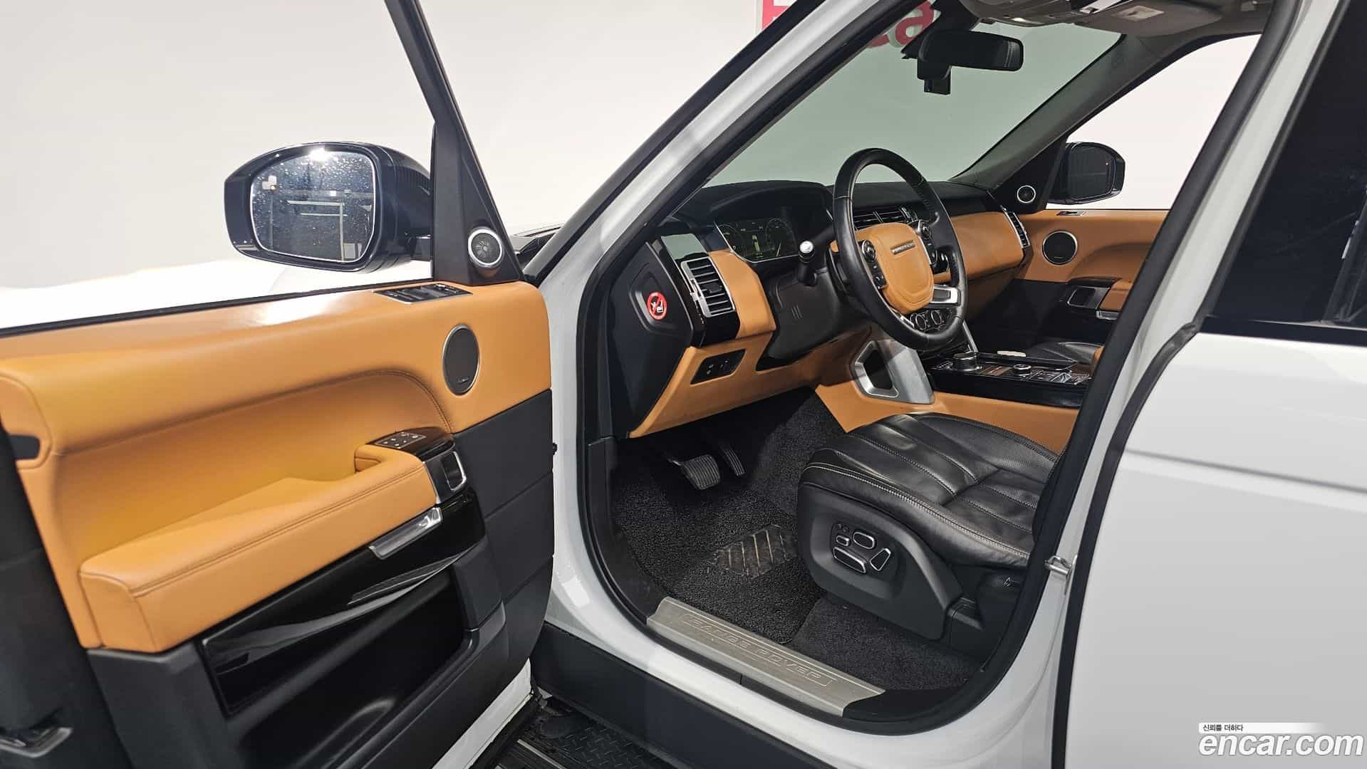 Range Rover Land Rover 2013.4-INNER-010