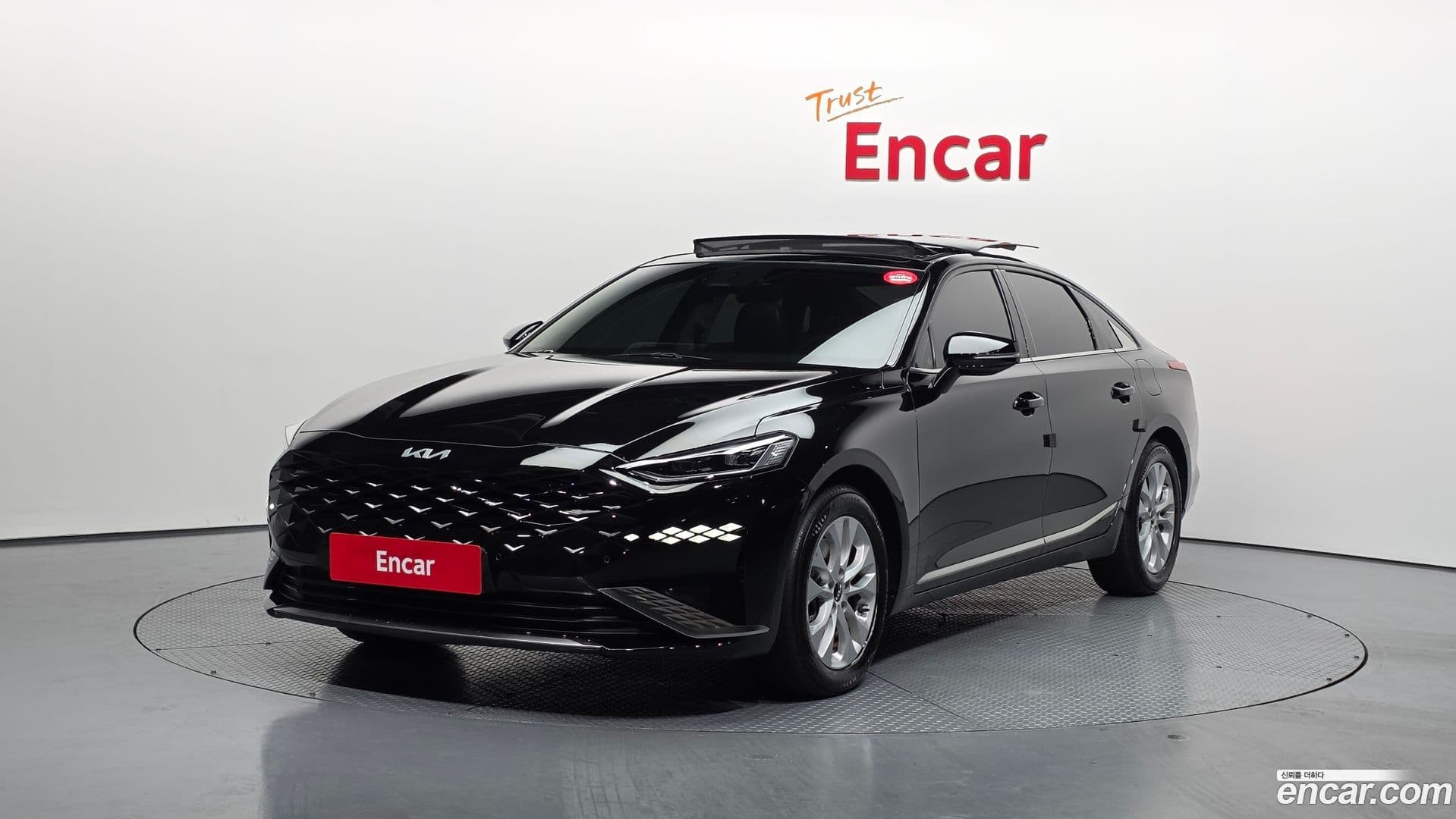 Main__Slider__Photo:K8 Kia 2021.11-0