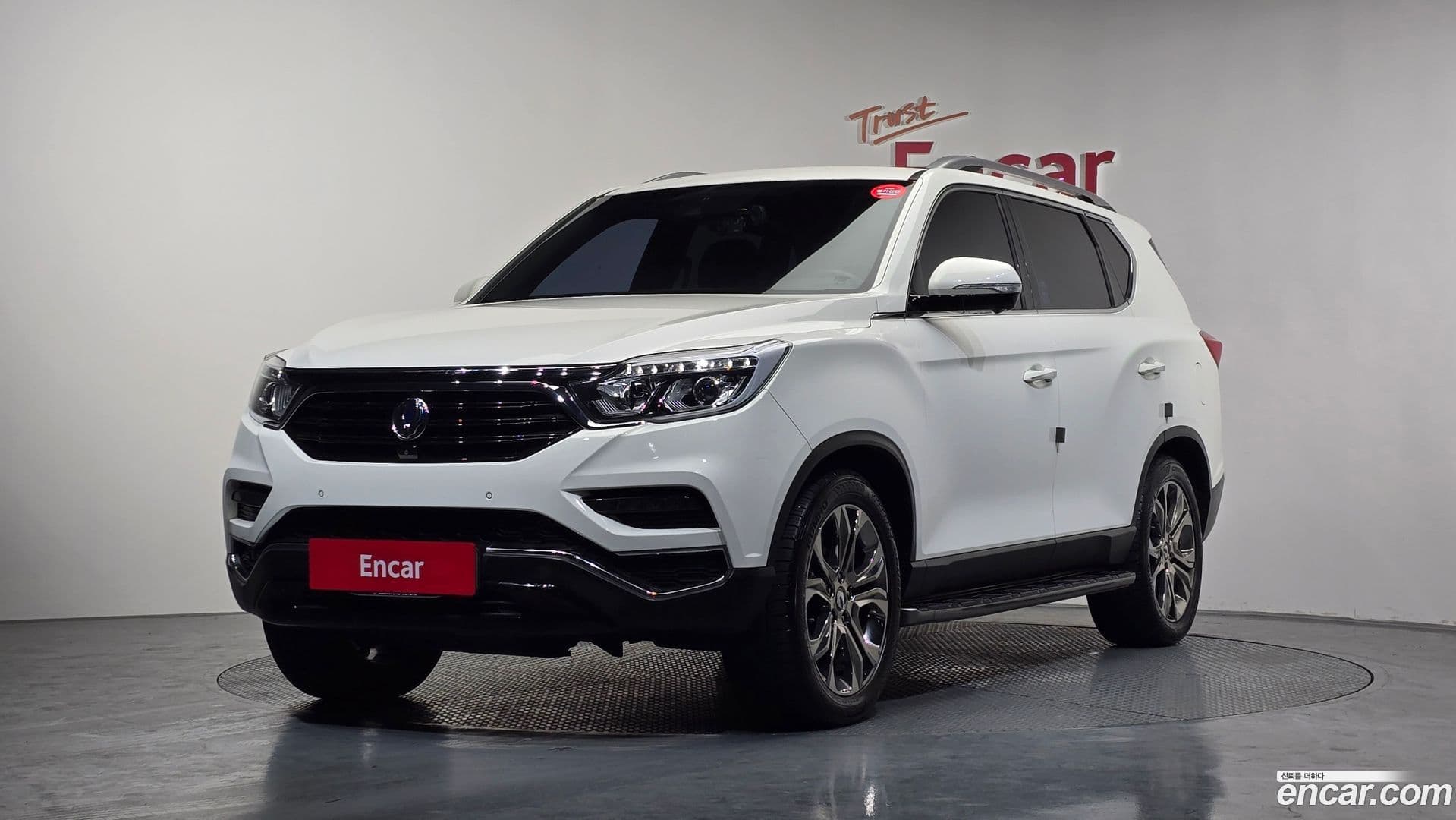 Main__Slider__Photo:Rexton KG Mobility 2017.7-0