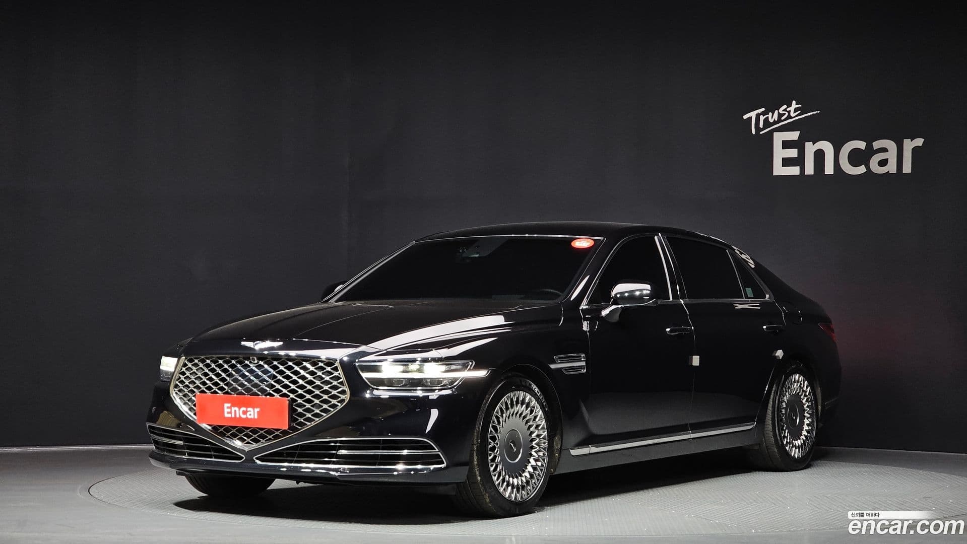 Main__Slider__Photo:G90 Genesis 2020.11-0