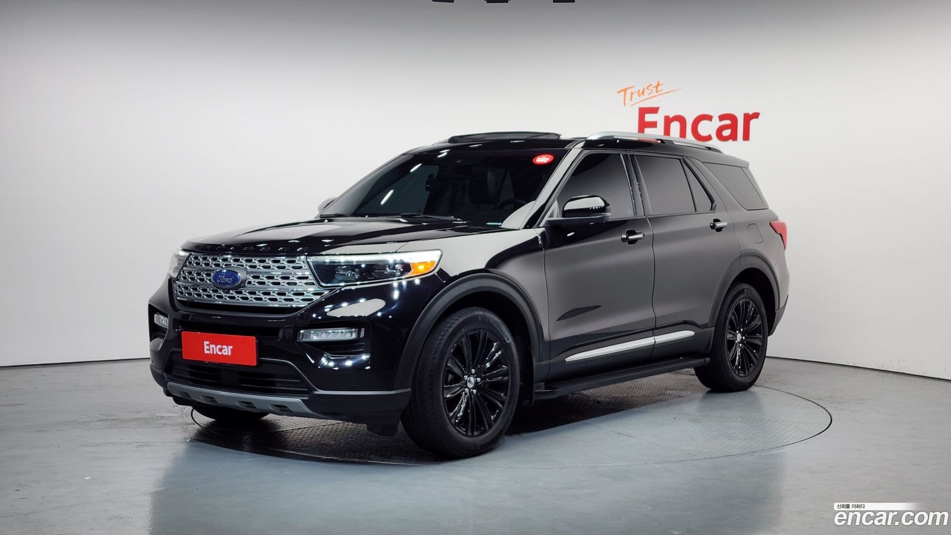 Main__Slider__Photo:Explorer Ford 2021.3-0