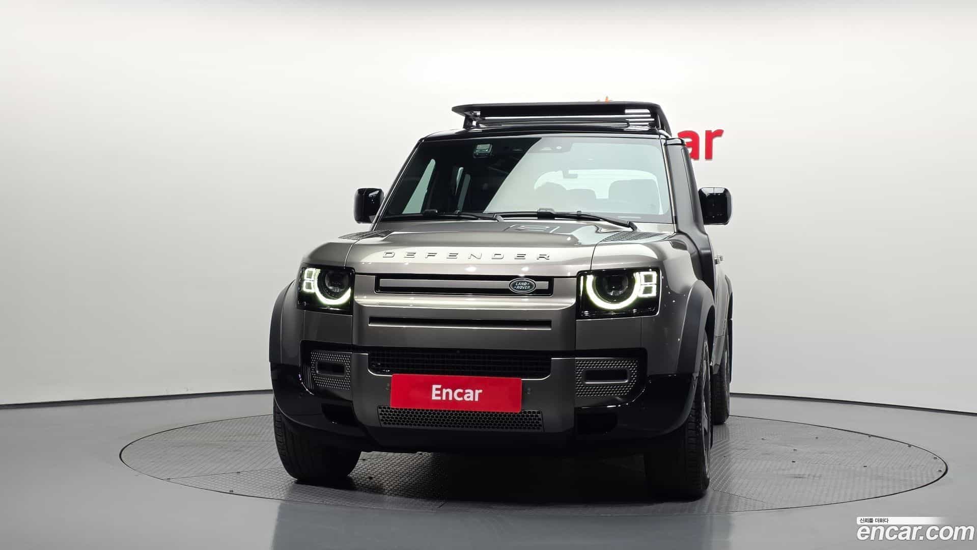 Defender Land Rover 2025.3-OUTER-003