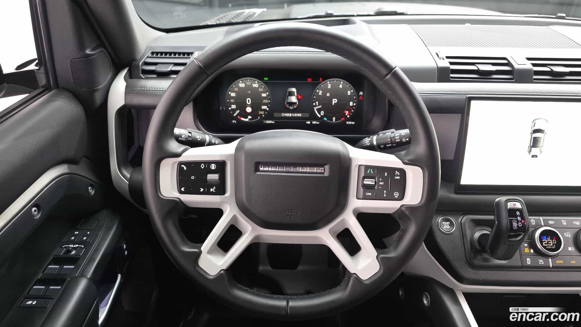 Defender Land Rover 2025.3-OPTION-017