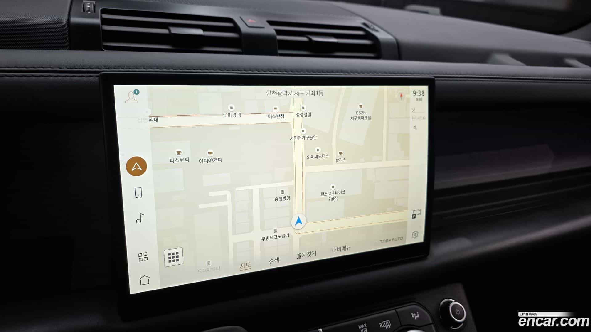 Defender Land Rover 2025.3-OPTION-018