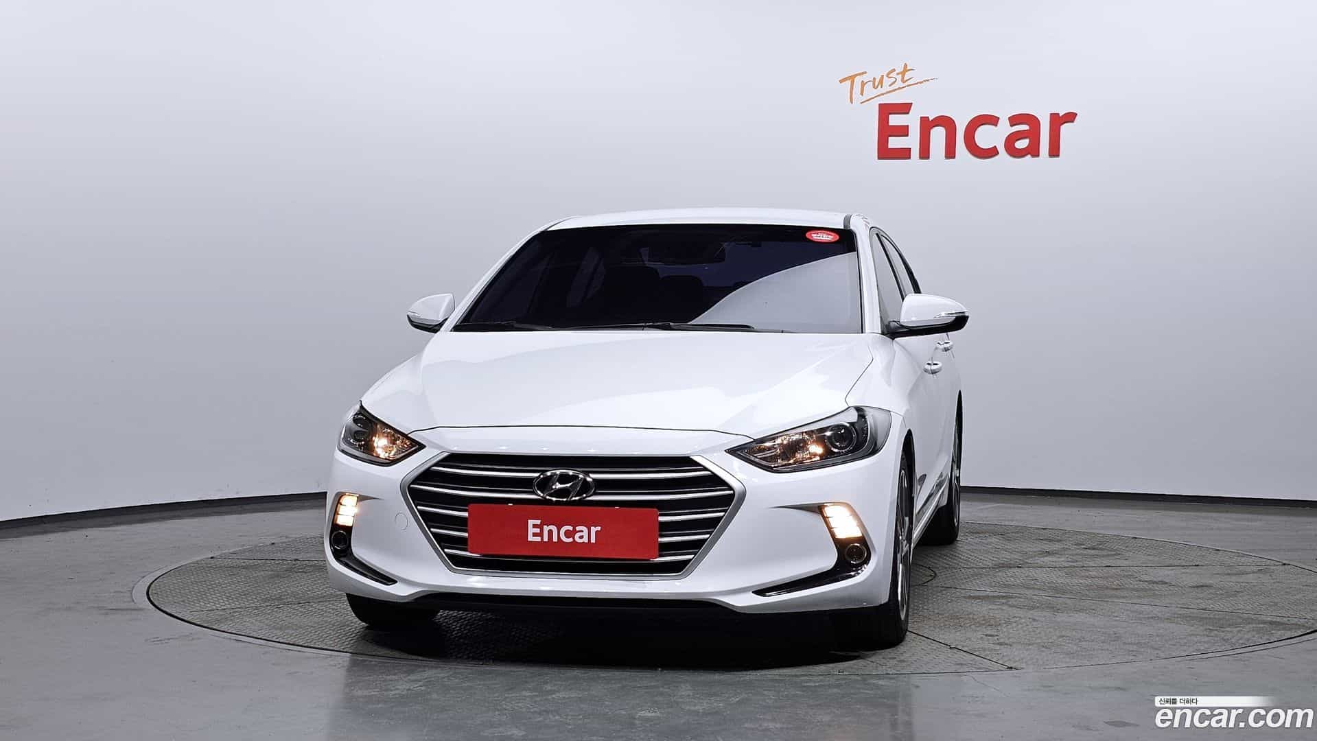 AVANTE Hyundai 2018.4-OUTER-003