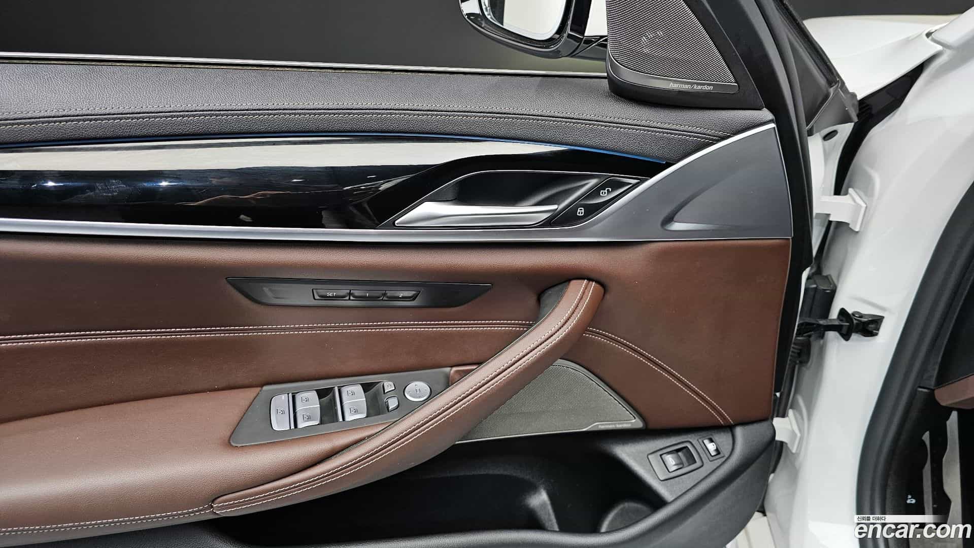 5-Series BMW 2021.5-OPTION-021