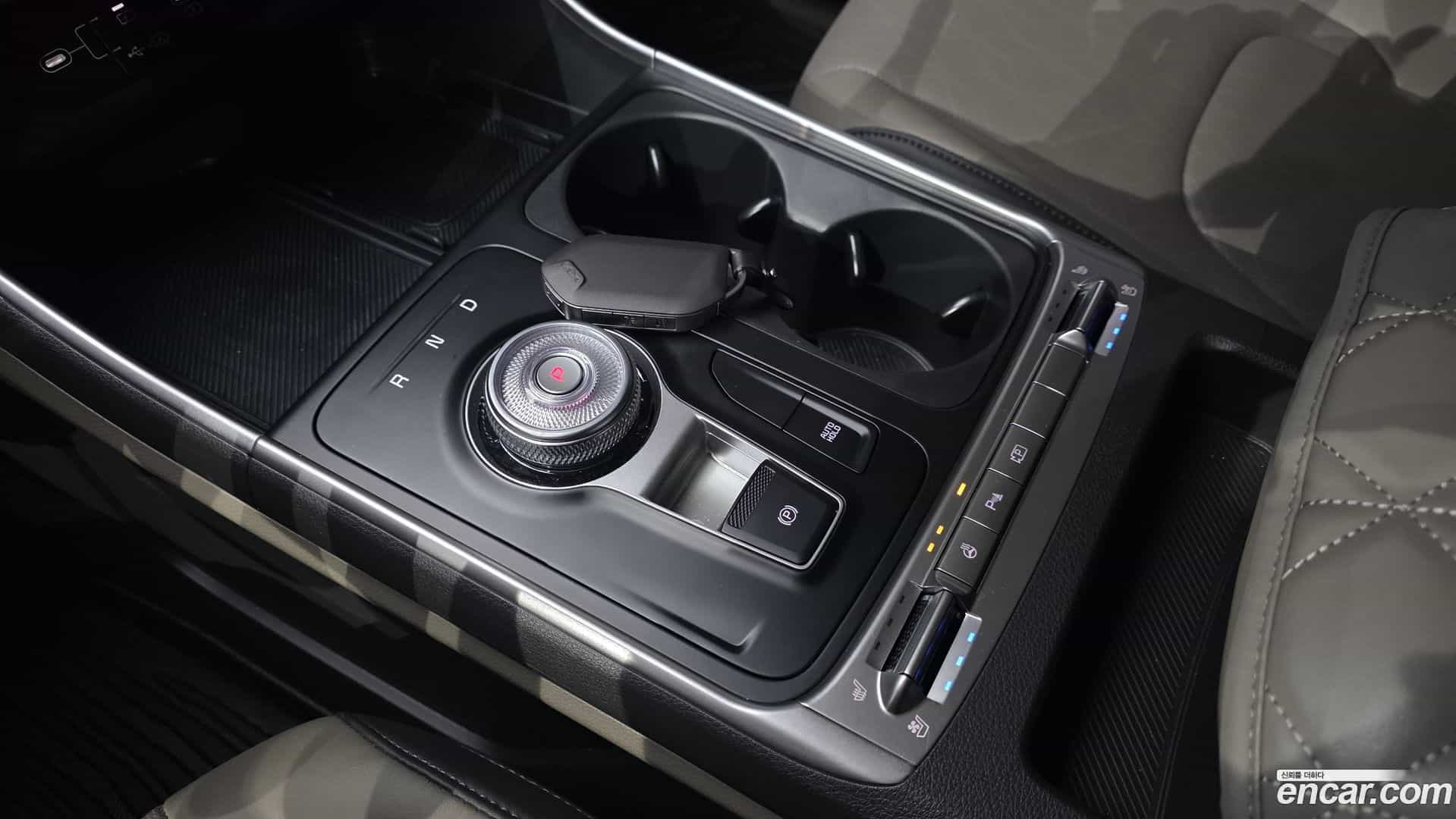 Canival Kia 2025.4-INNER-009