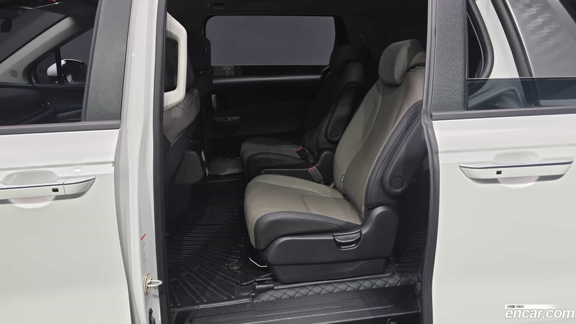 Canival Kia 2025.4-OPTION-016