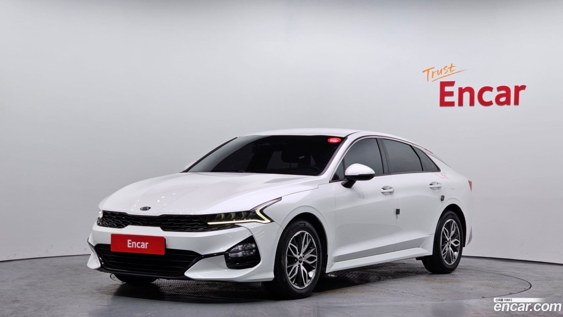 Main__Slider__Photo:K5 Kia 2020.5-0