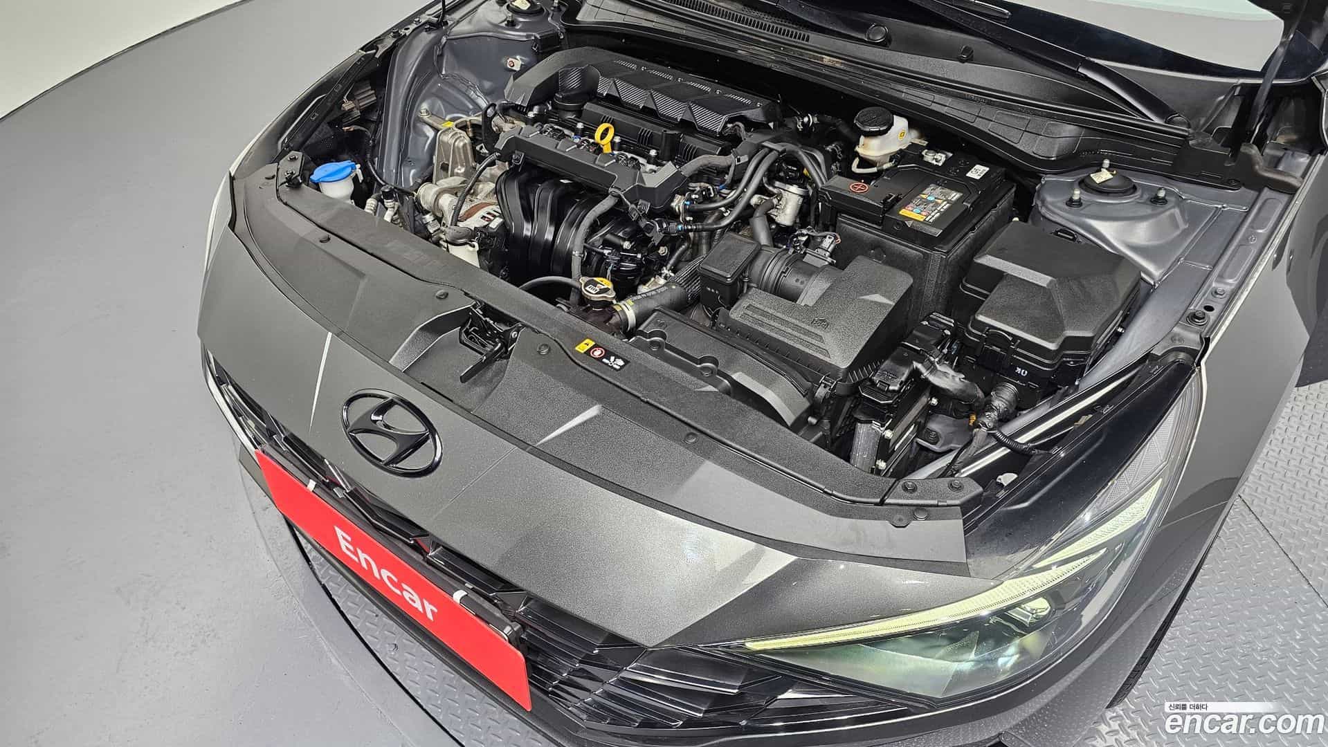 AVANTE Hyundai 2022.11-INNER-006