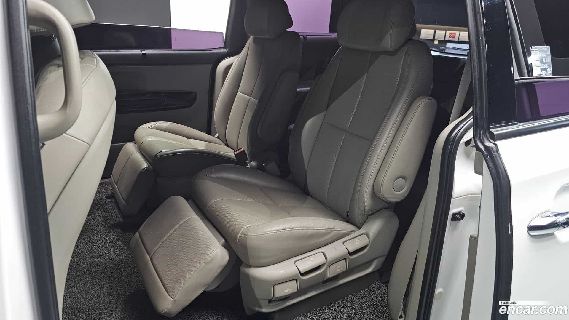 Canival Kia 2018.6-OPTION-016