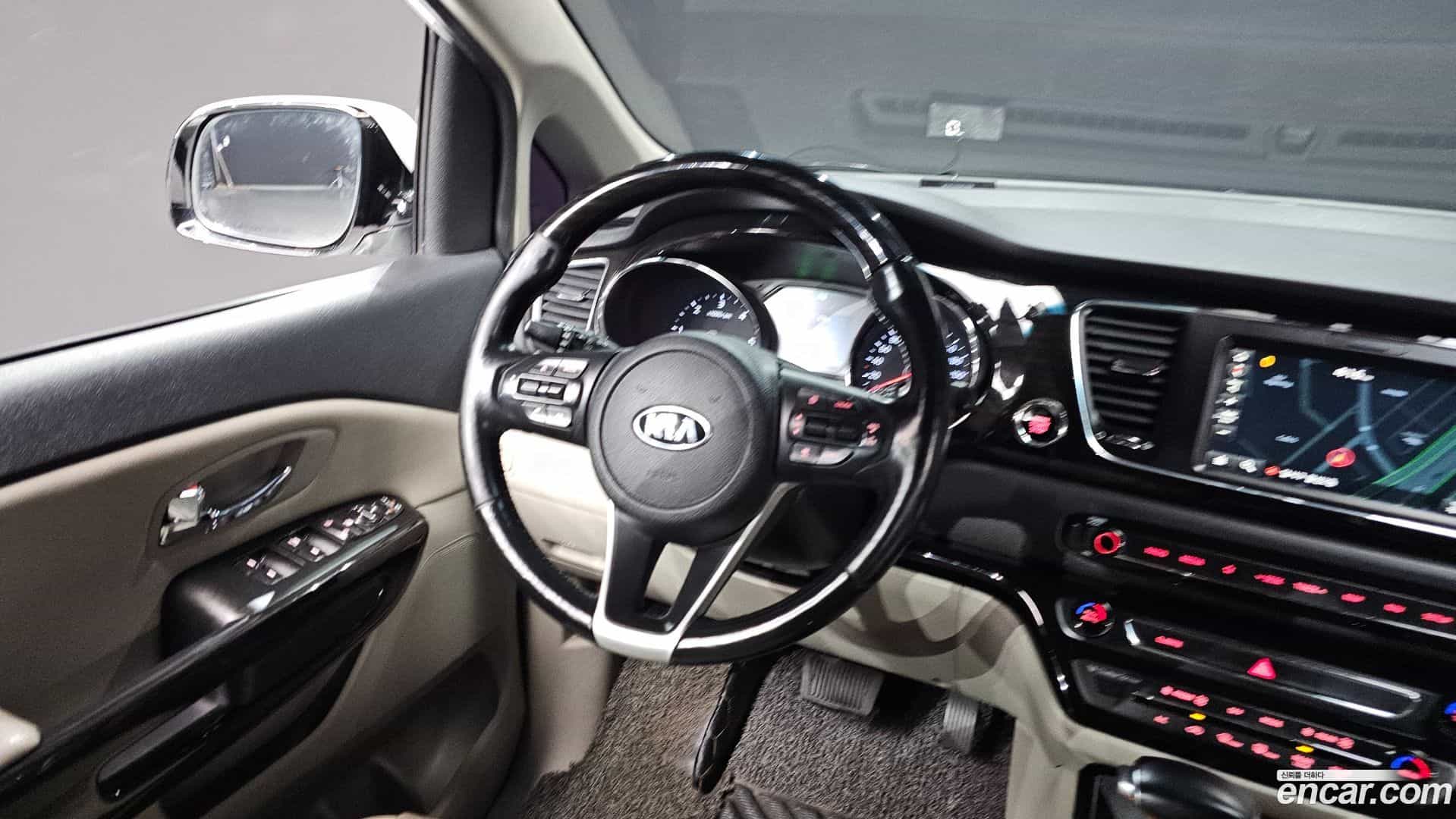 Canival Kia 2018.6-OPTION-017