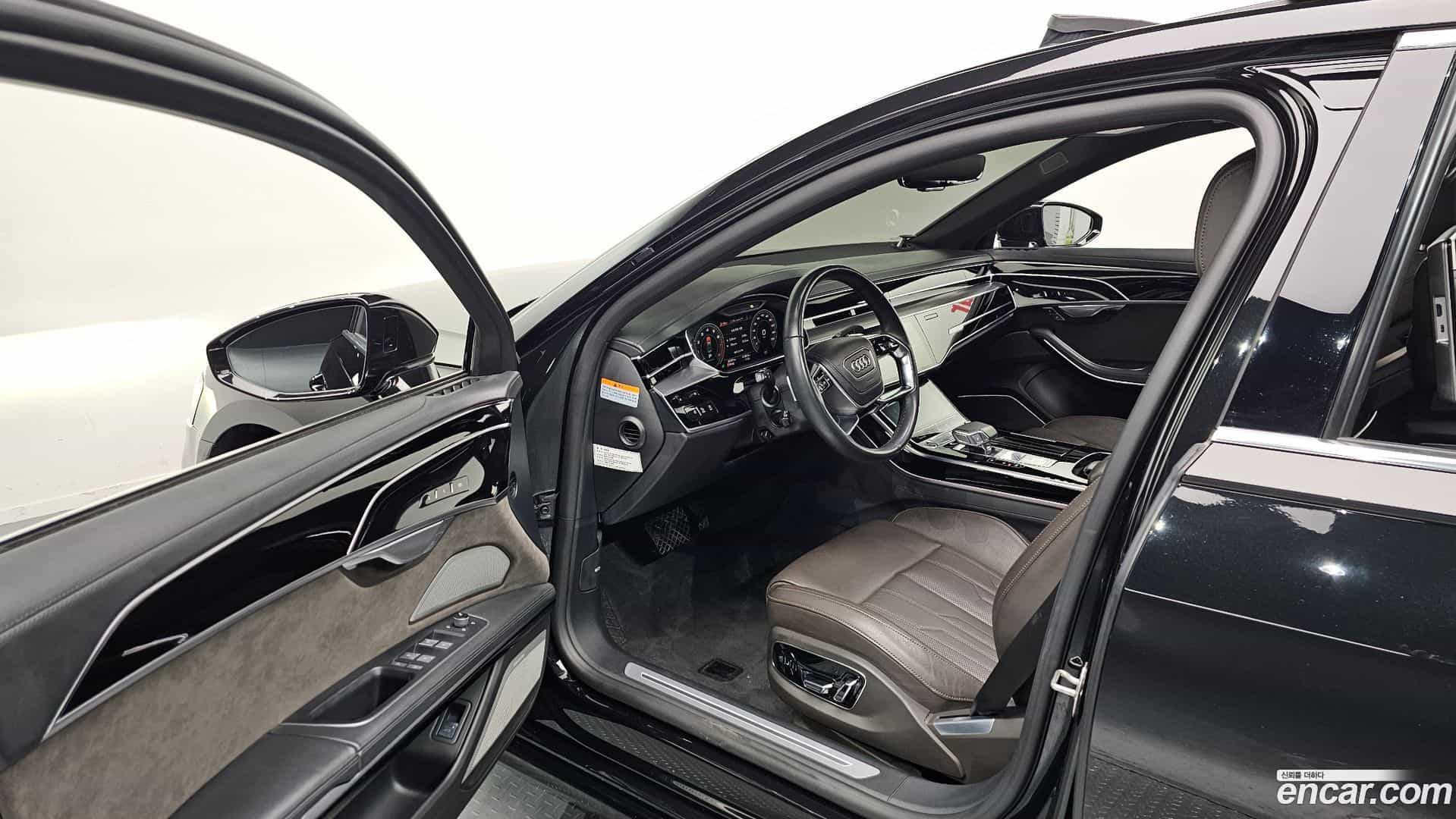 A8 Audi 2021.11-OPTION-015