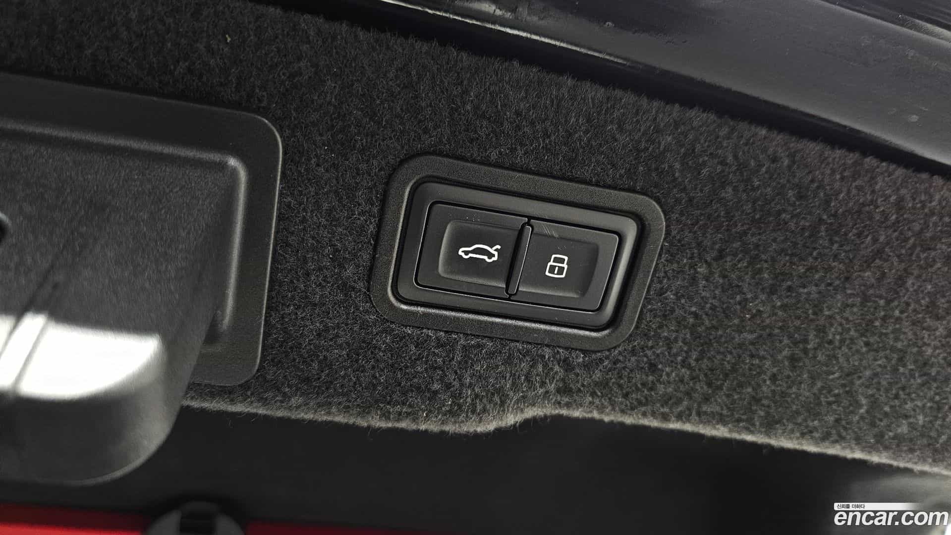 A8 Audi 2021.11-OPTION-023