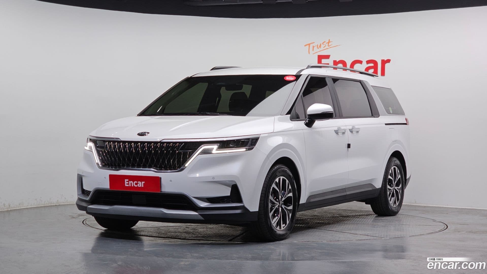 Main__Slider__Photo:Canival Kia 2021.2-0