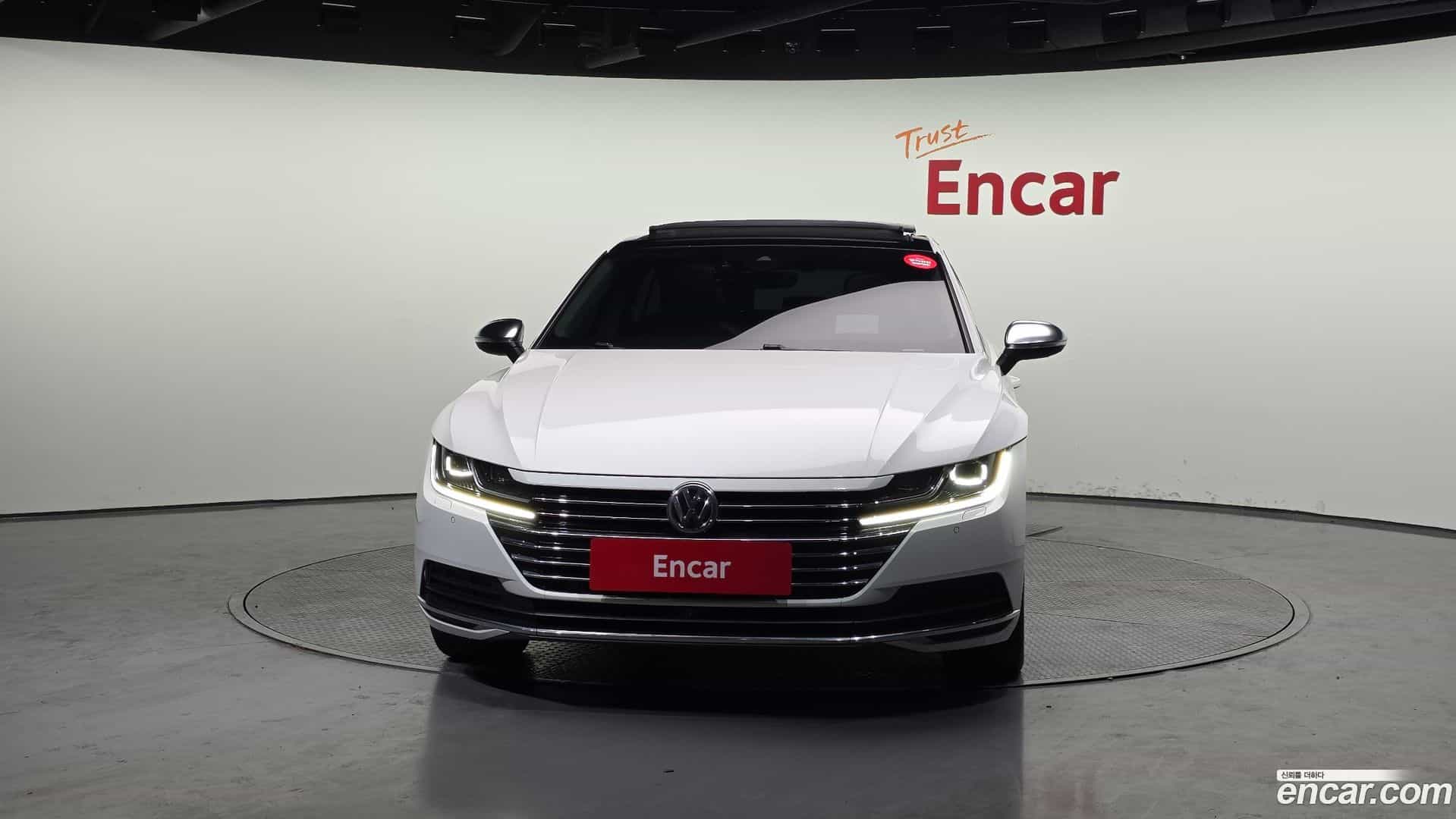Arteon Volkswagen 2019.11-OUTER-003