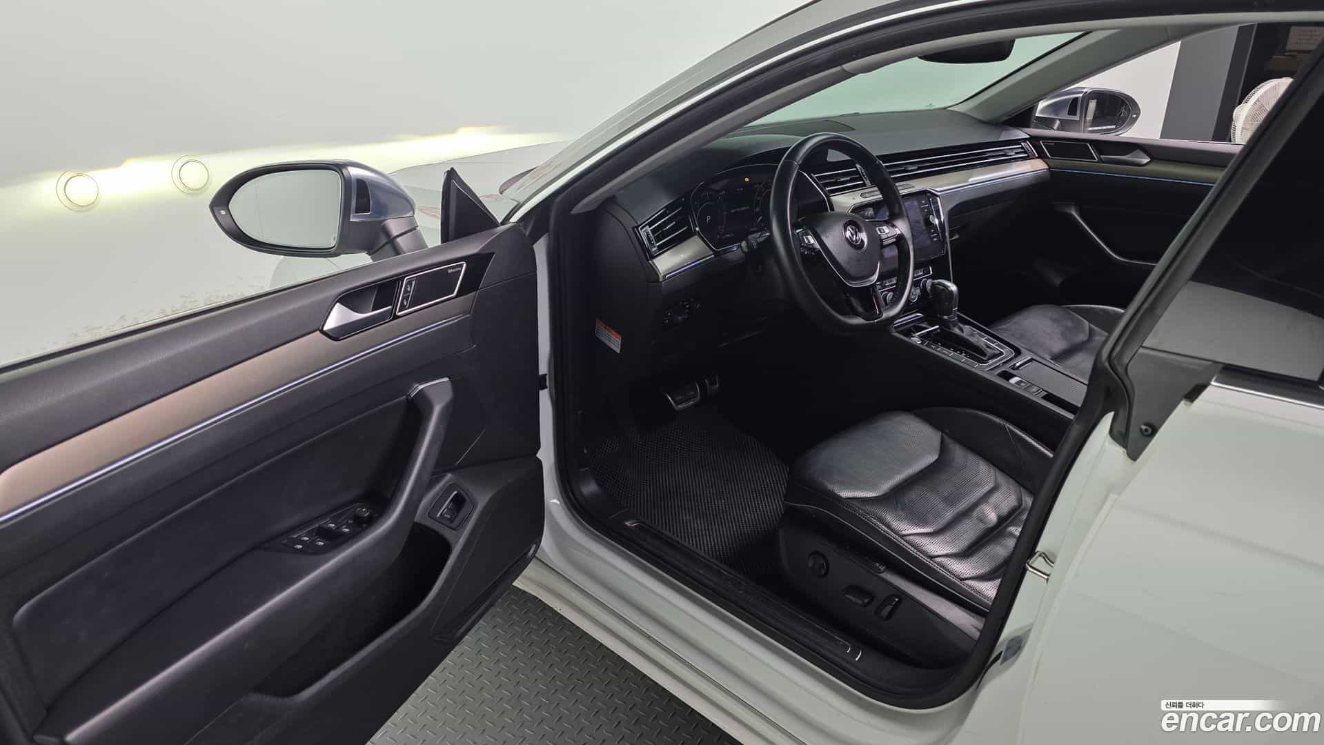 Arteon Volkswagen 2019.11-OPTION-015