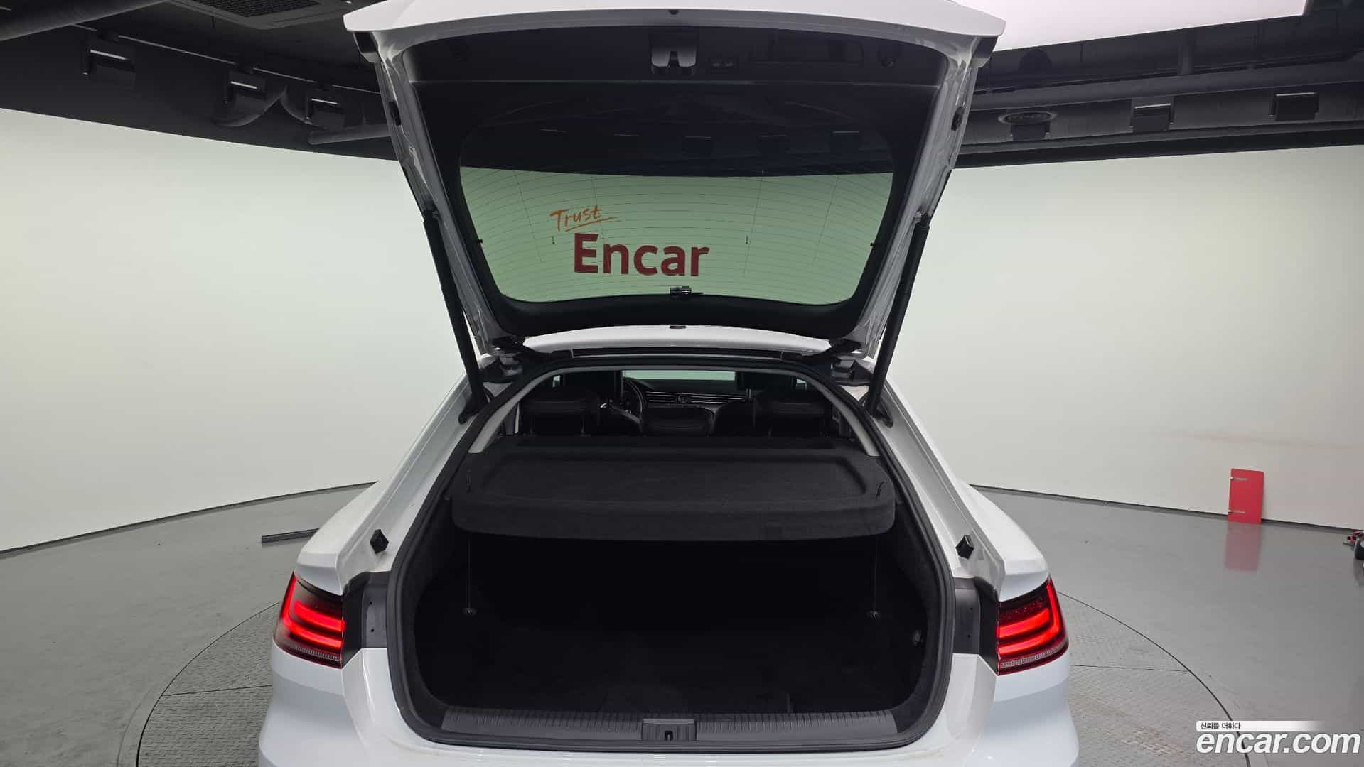 Arteon Volkswagen 2019.11-OPTION-024