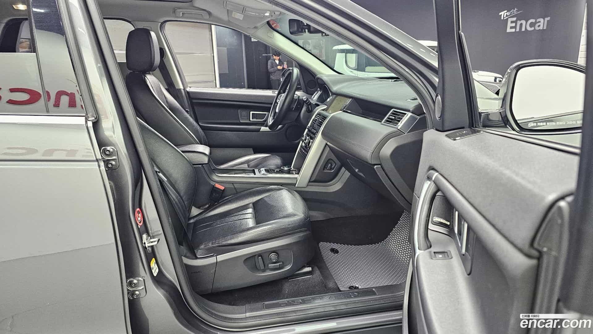 Discovery Sport Land Rover 2018.6-OPTION-015
