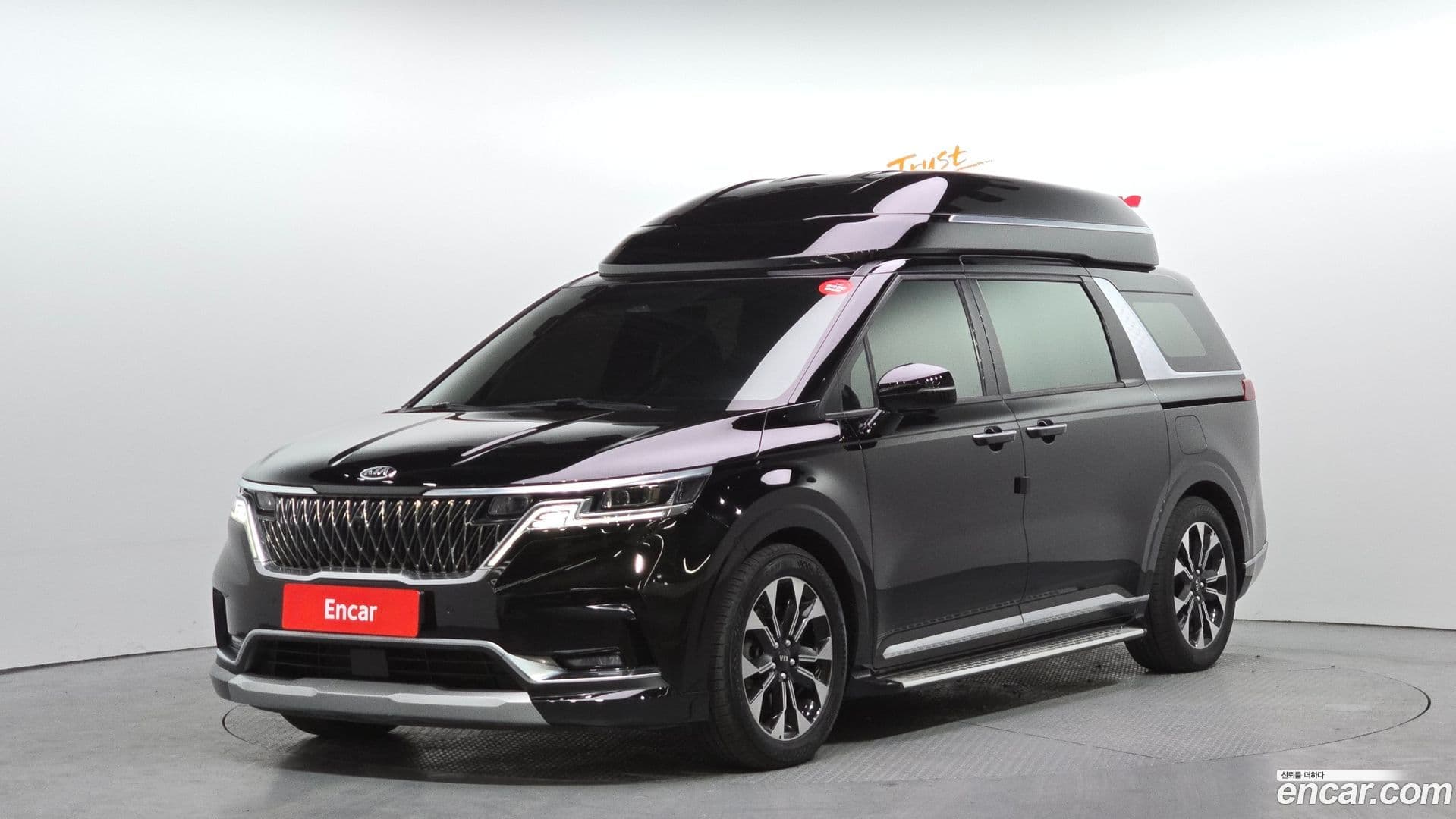 Main__Slider__Photo:Canival Kia 2021.6-0