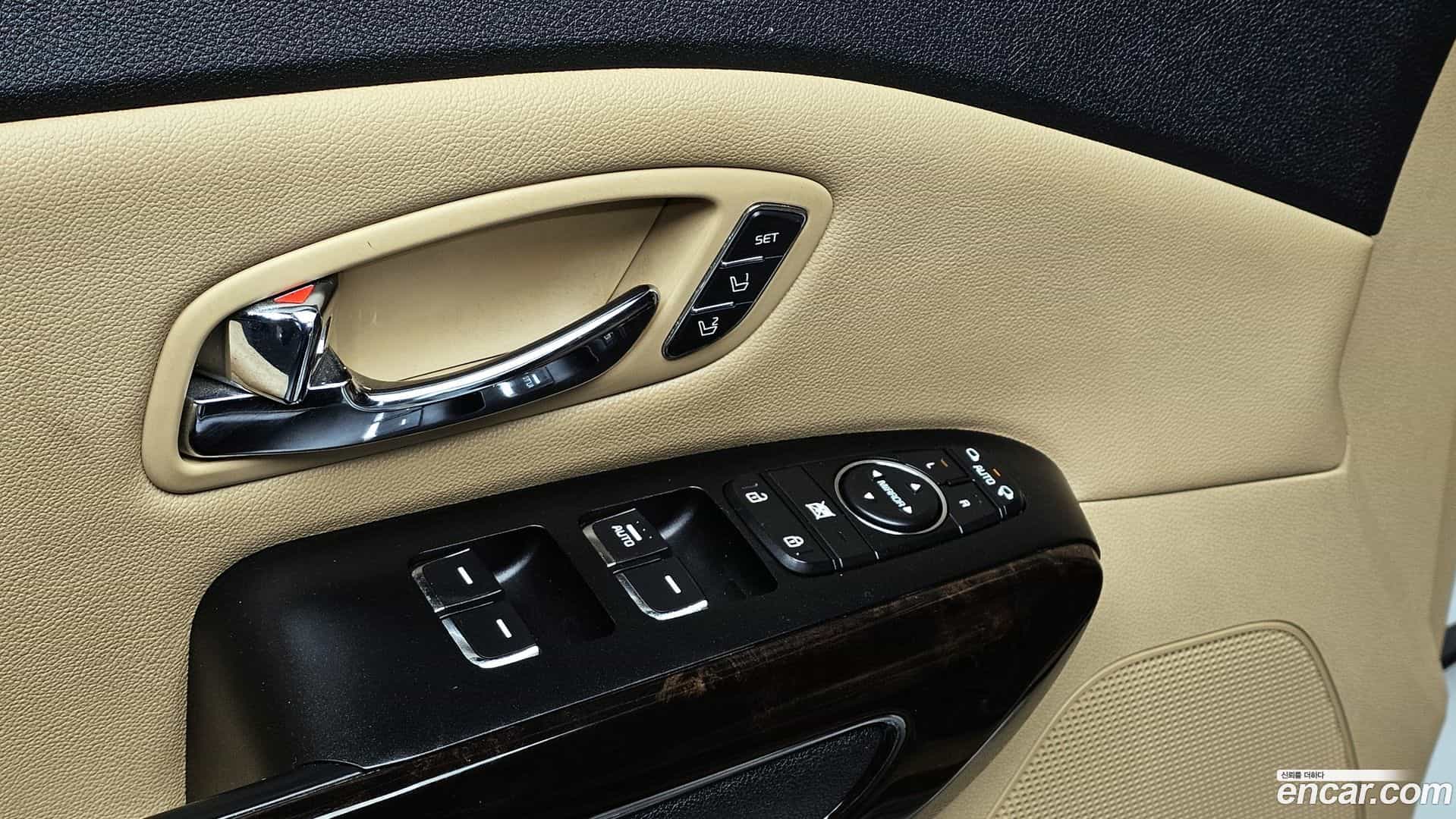 Canival Kia 2018.8-OPTION-021