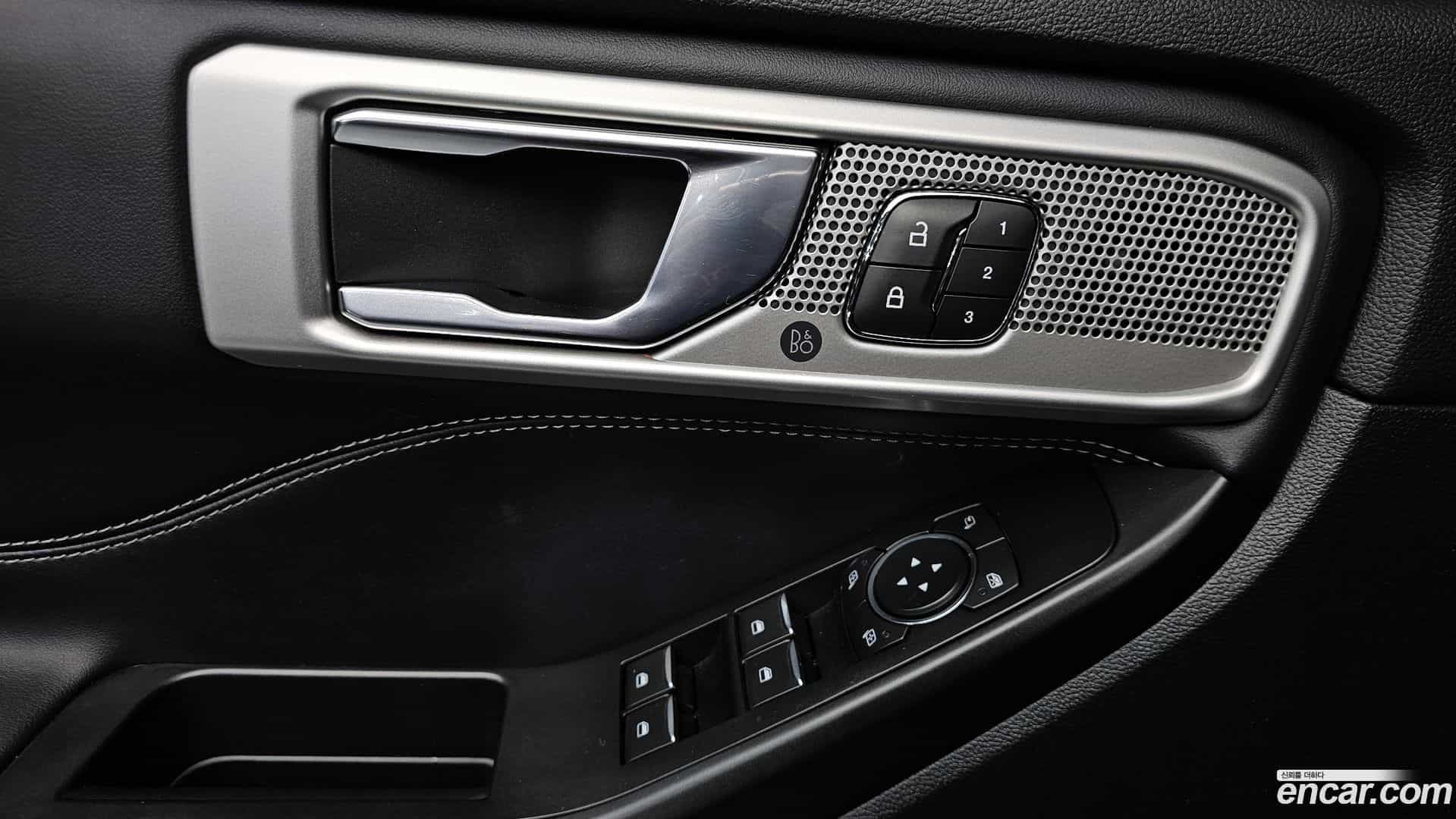 Explorer Ford 2020.0-OPTION-016