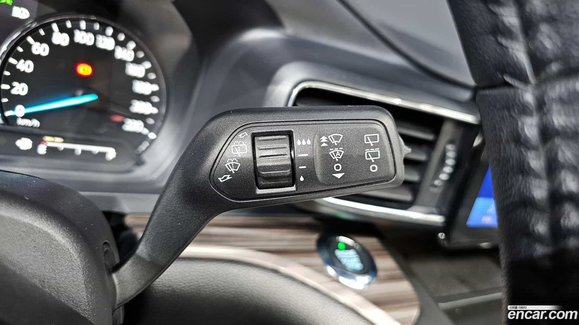 Explorer Ford 2020.0-OPTION-019