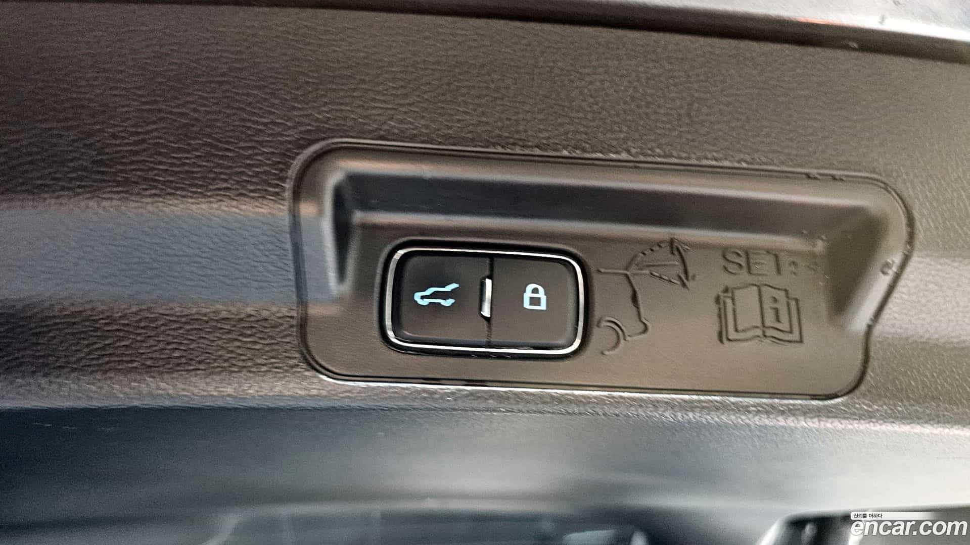 Explorer Ford 2020.0-OPTION-024