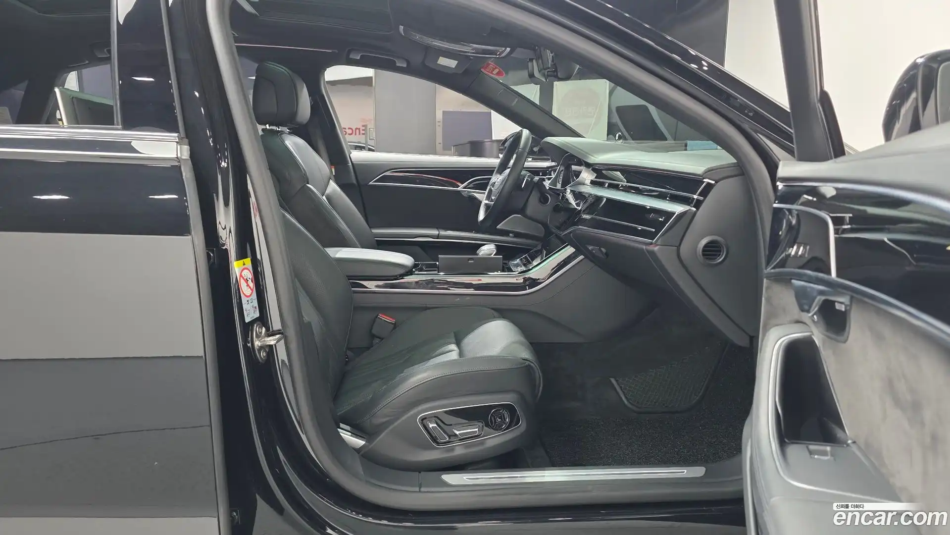 A8 Audi 2019.11-OPTION-015