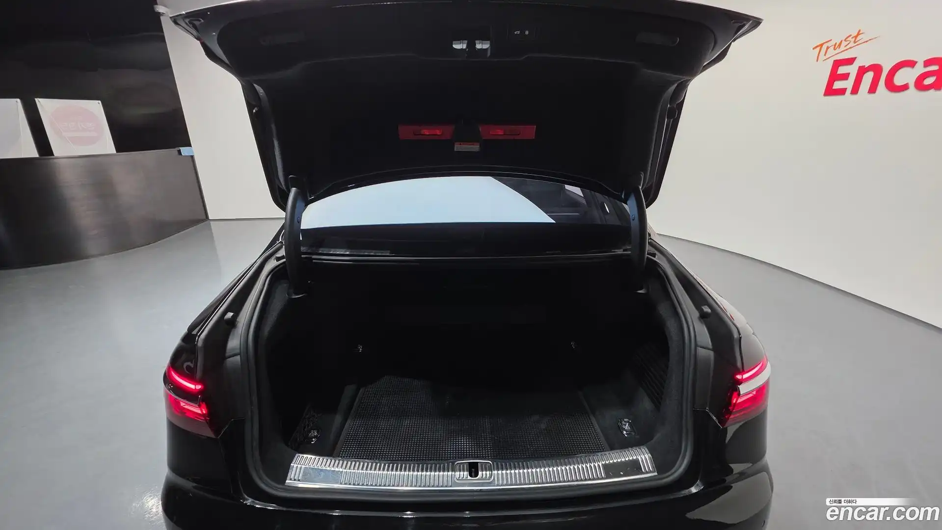 A8 Audi 2019.11-OPTION-024