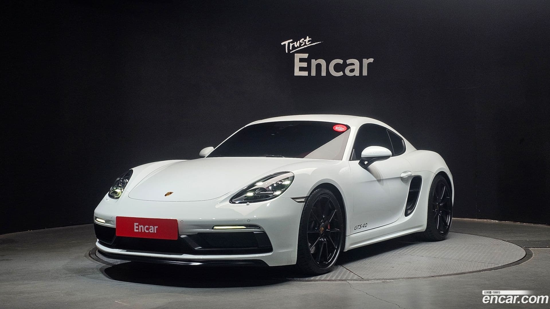Main__Slider__Photo:718 Porsche 2021.3-0