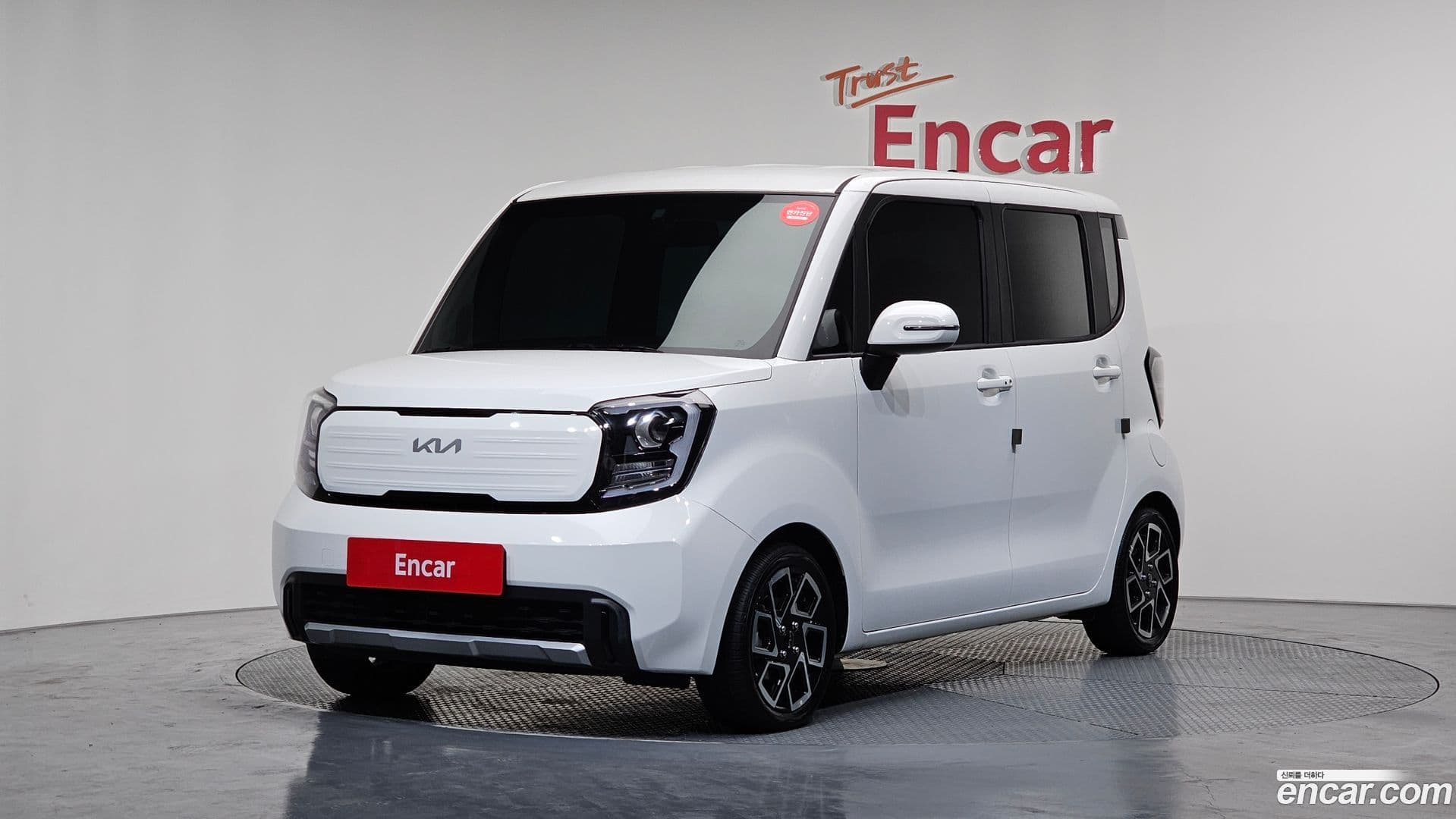 Main__Slider__Photo:RAY Kia 2024.9-0
