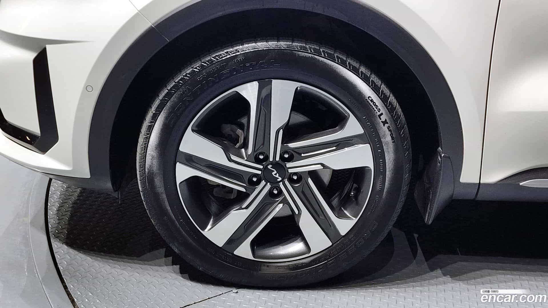 Sorento Kia 2023.4-OUTER-005