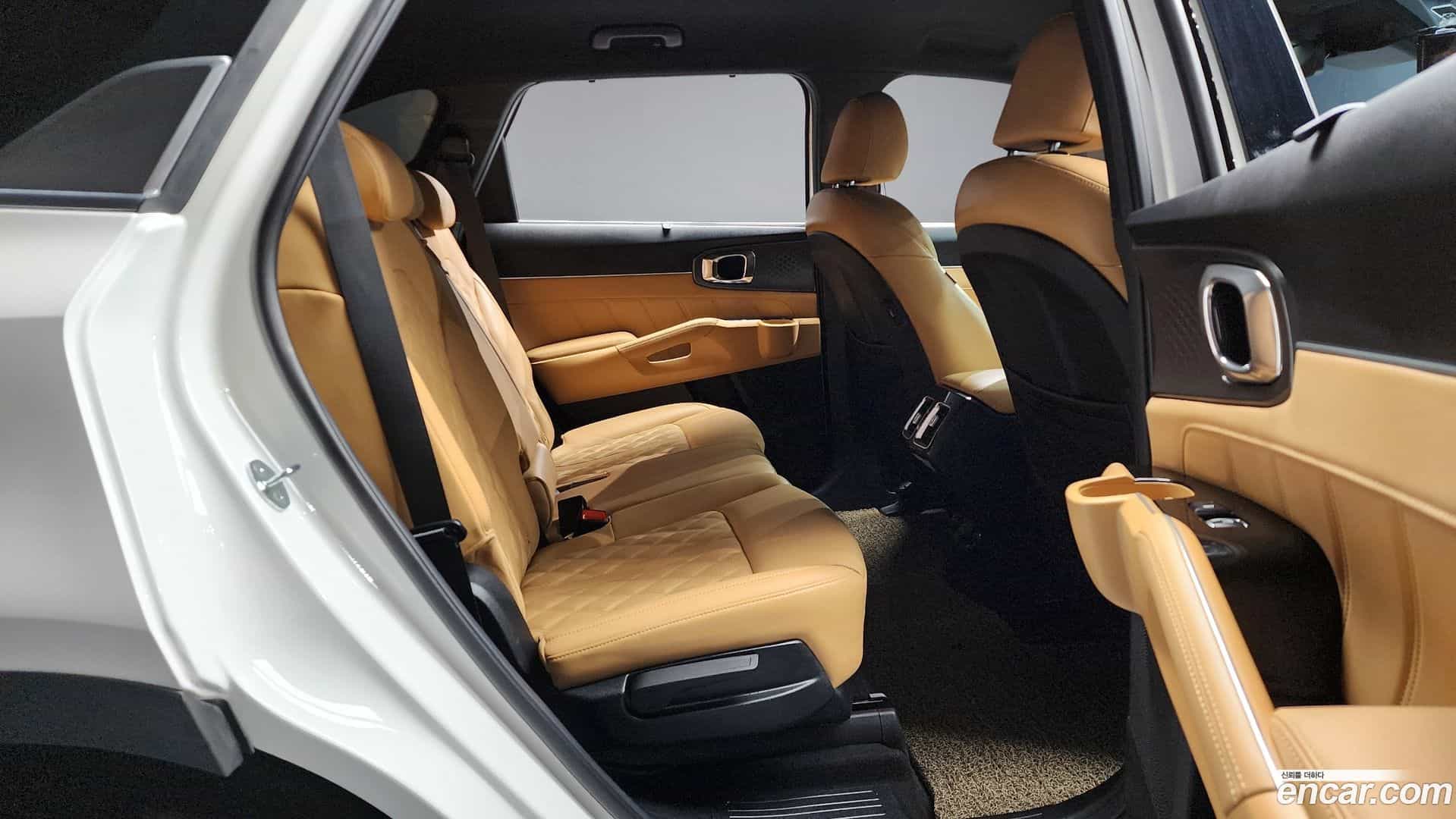 Sorento Kia 2023.4-OPTION-016
