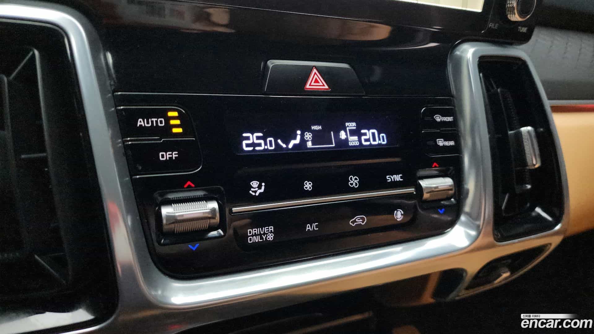 Sorento Kia 2023.4-OPTION-023