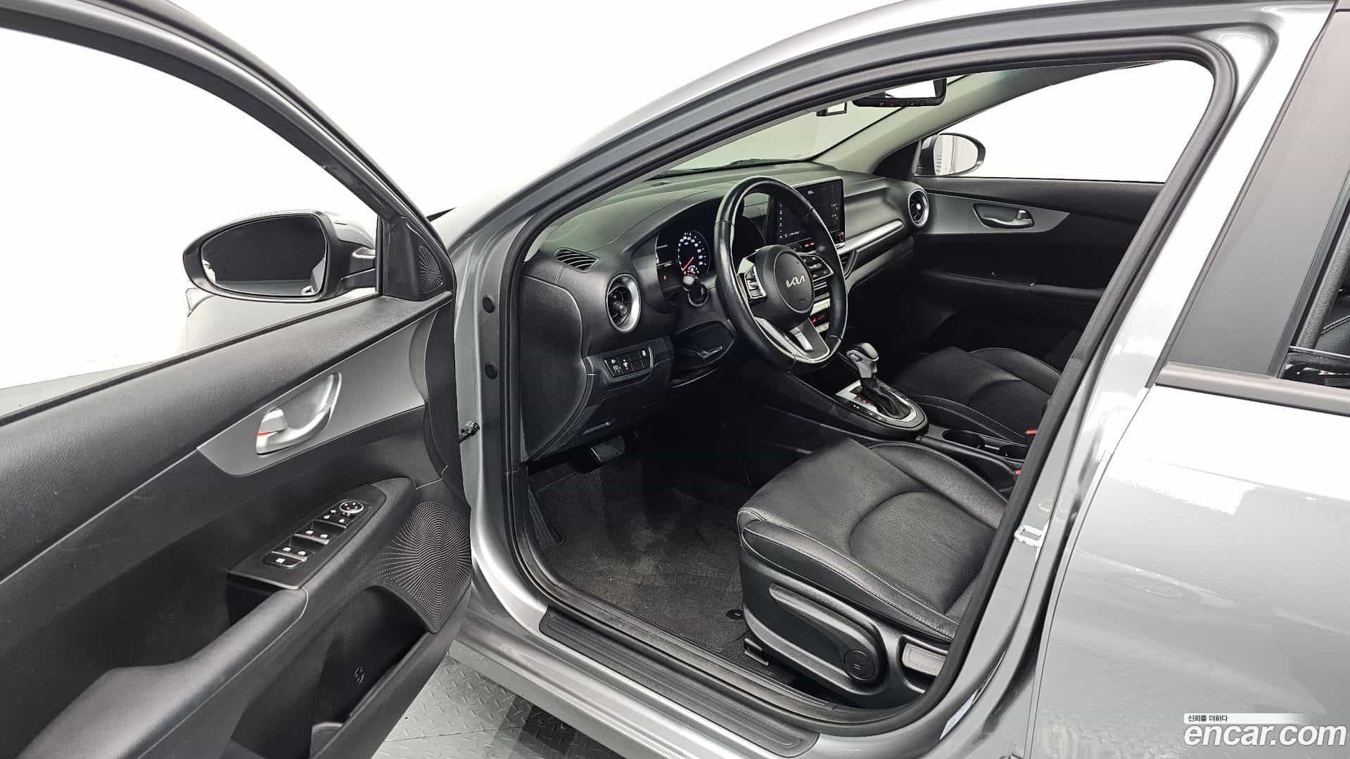 K3 Kia 2022.2-OPTION-015