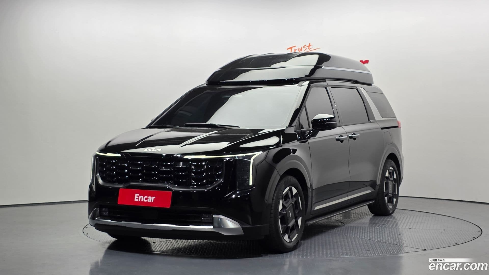 Main__Slider__Photo:Canival Kia 2024.10-0
